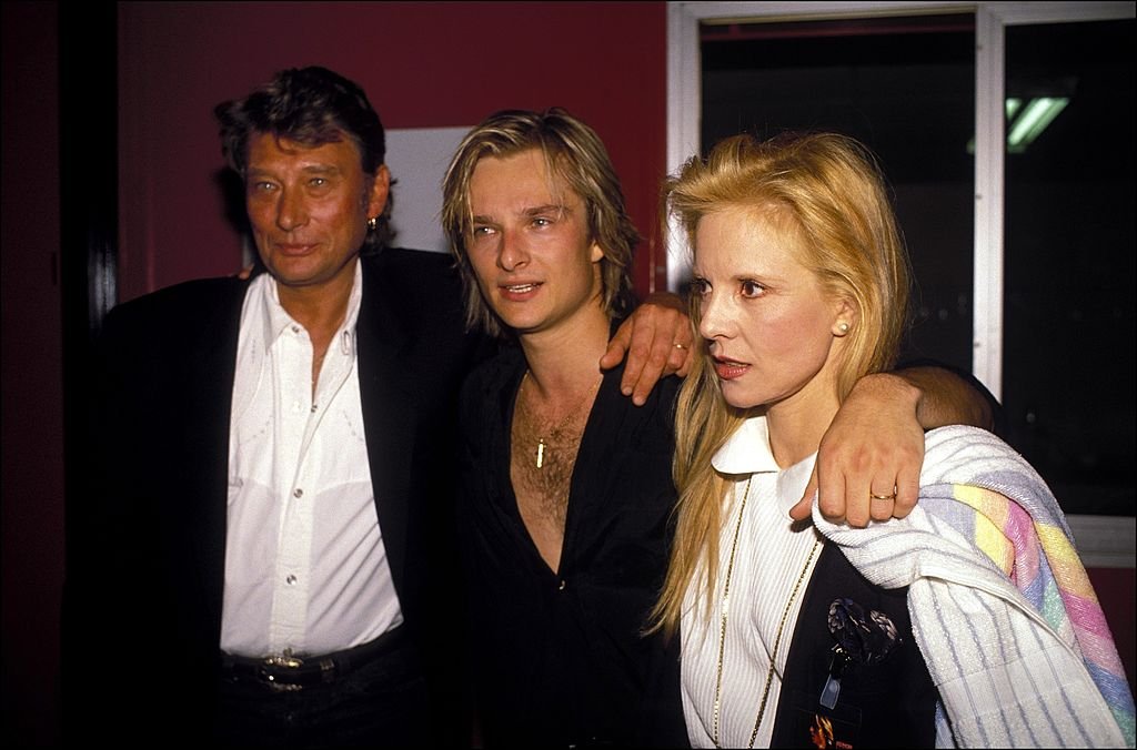 Johnny, David Hallyday et Sylvie Vartan à Paris, France le 08 mars 1991. І Source : Getty Images