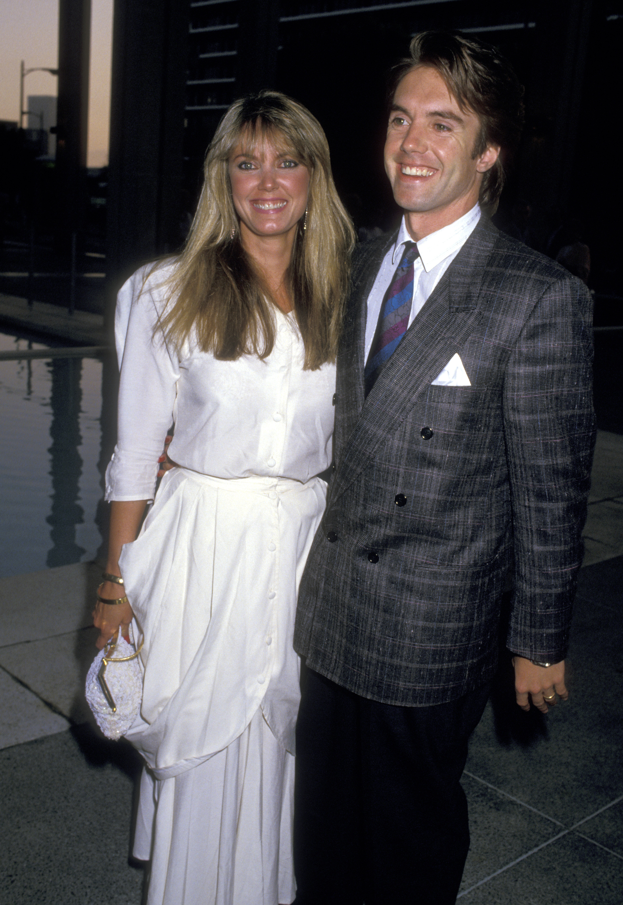 Ann Pennington et Shaun Cassidy pendant la représentation de la soirée d'ouverture de "She Loves You" le 2 juillet 1987 à Los Angeles, Californie. | Source : Getty Images