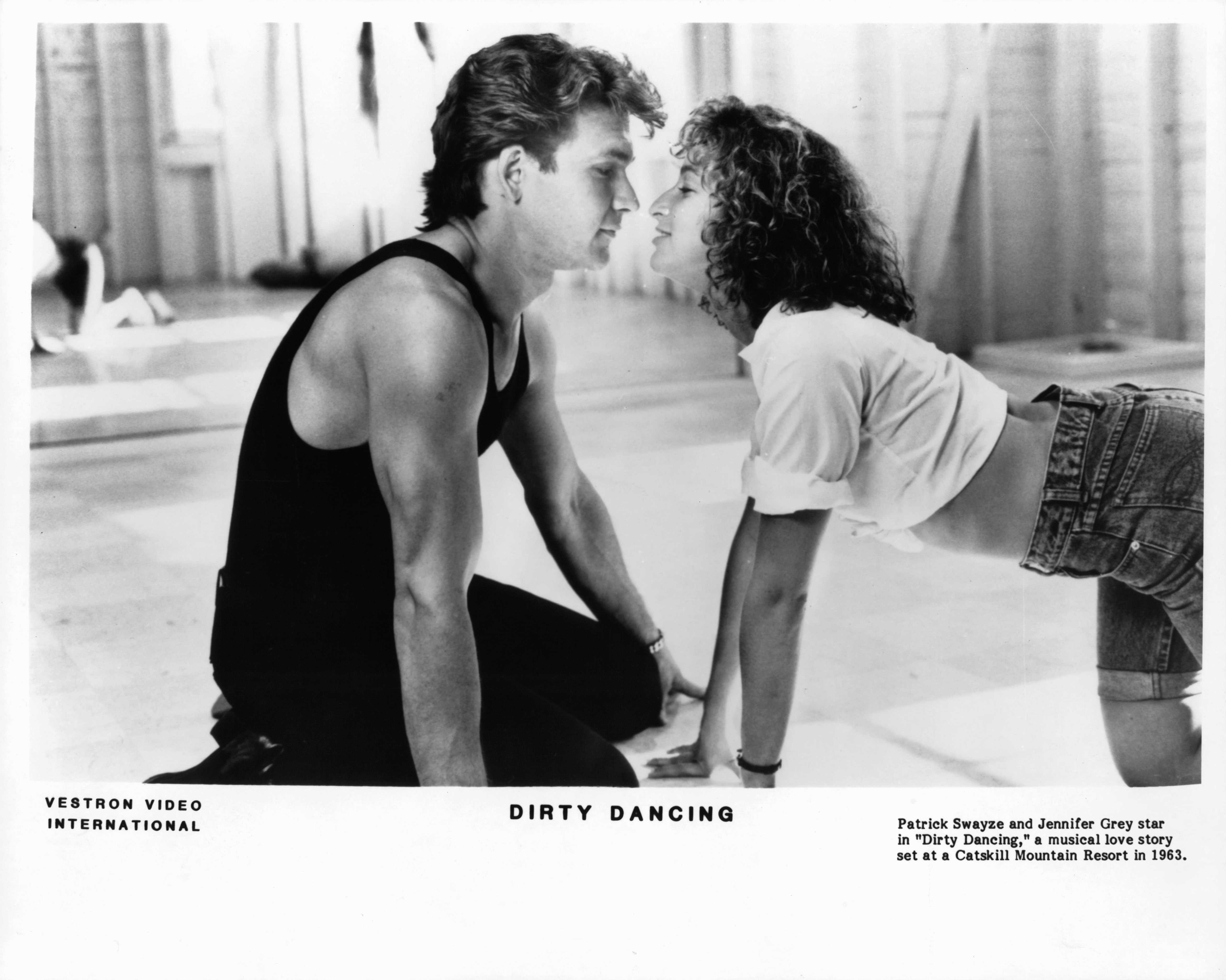 Patrick Swayze et Jennifer Grey dans "Dirty Dancing", vers 1987. | Source : Getty Images