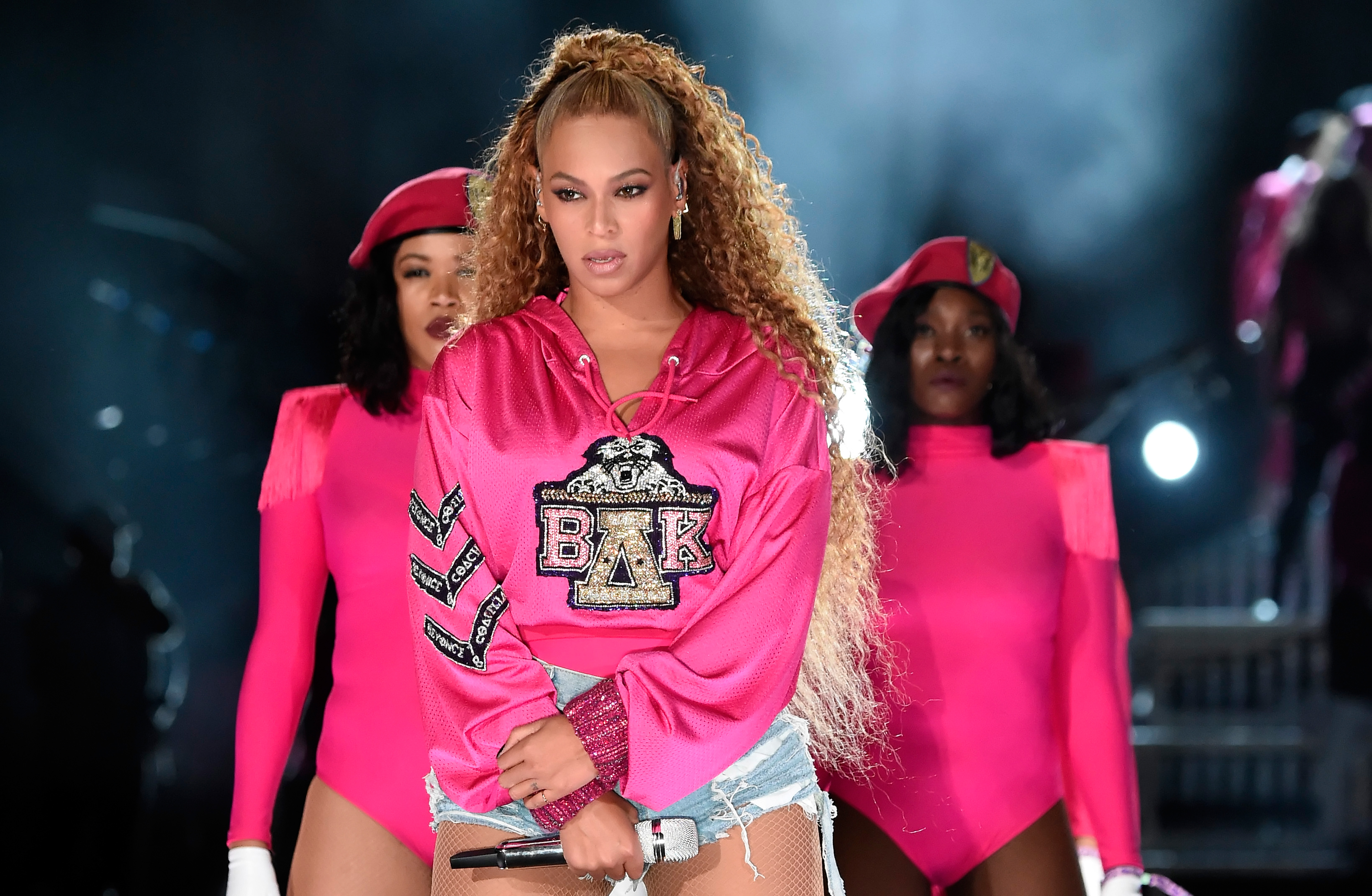 Beyonce Knowles se produit sur scène lors de l'édition 2018 du Coachella Valley Music And Arts Festival à l'Empire Polo Field, le 21 avril 2018 à Indio, en Californie. | Source : Getty Images