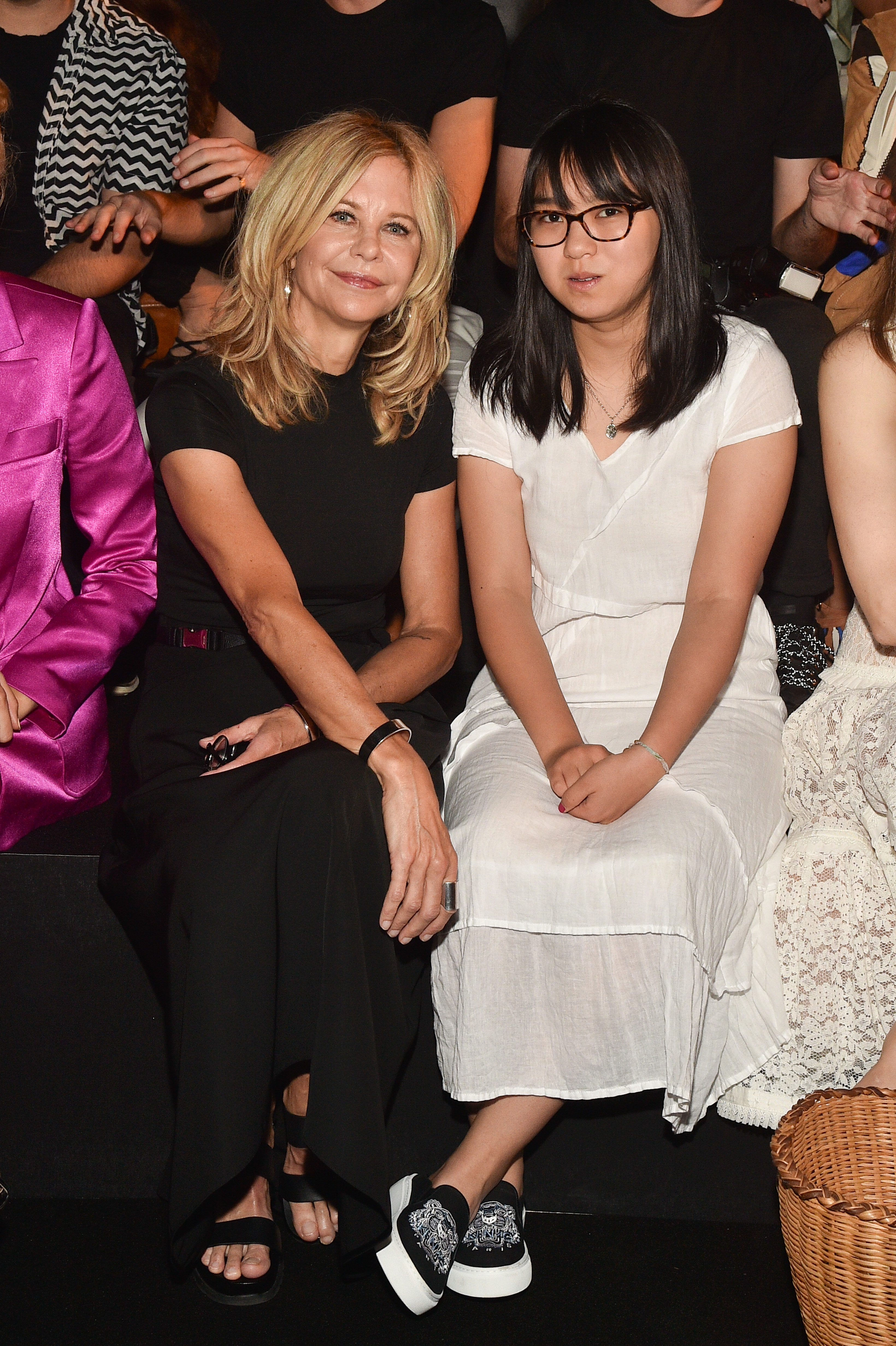 Meg et Daisy Ryan à Paris, en France, le 1er juillet 2019 | Source : Getty Images