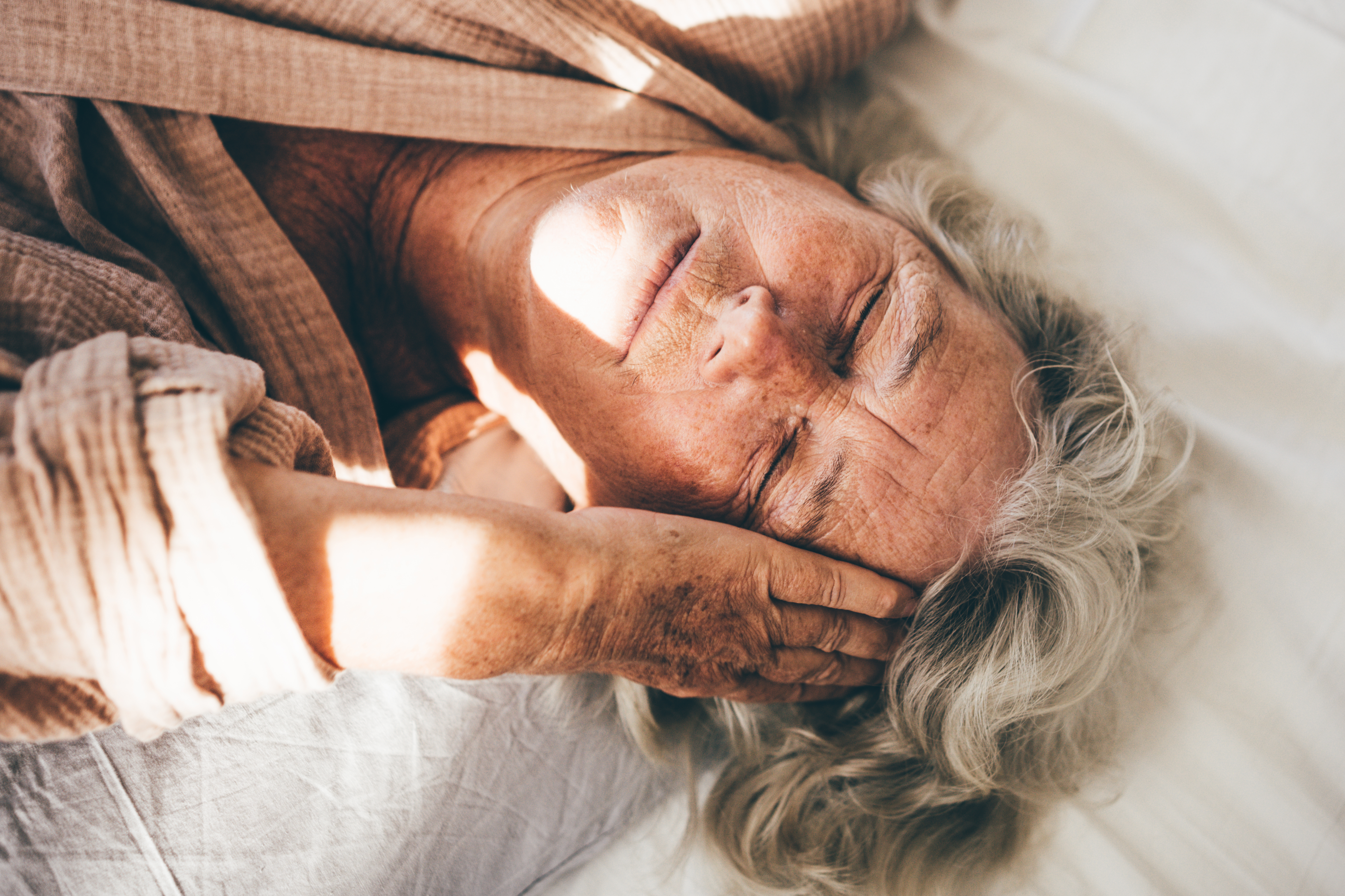 Femme âgée qui dort | Source : Getty Images