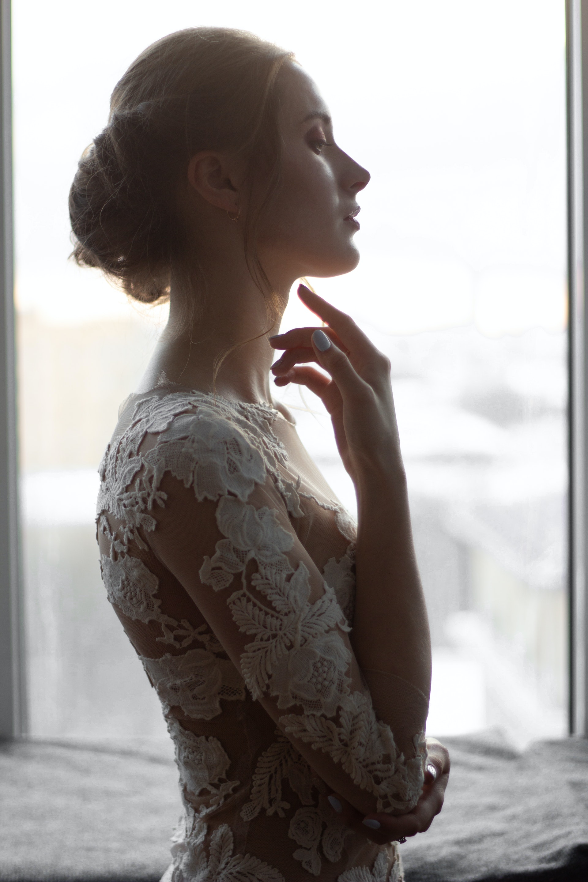 Une femme dans une robe à fleurs | Source : Pexels