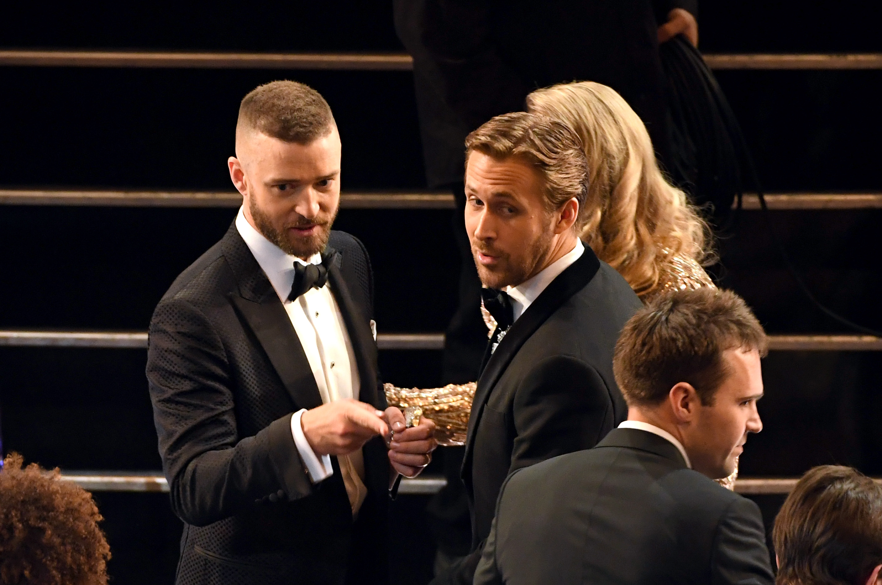 Les acteurs Justin Timberlake (G) et Ryan Gosling à Hollywood, Californie le 26 février 2017 | Source : Getty Images