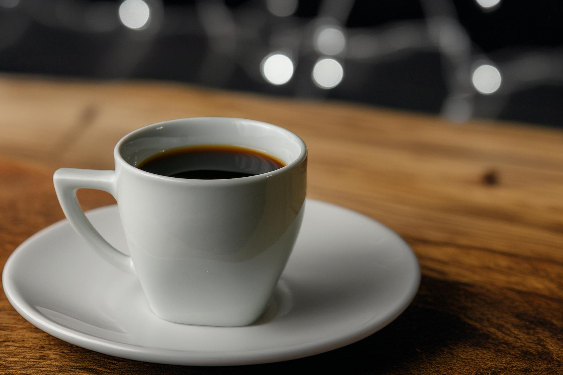 Une tasse de café sur une table | Source : Pexels