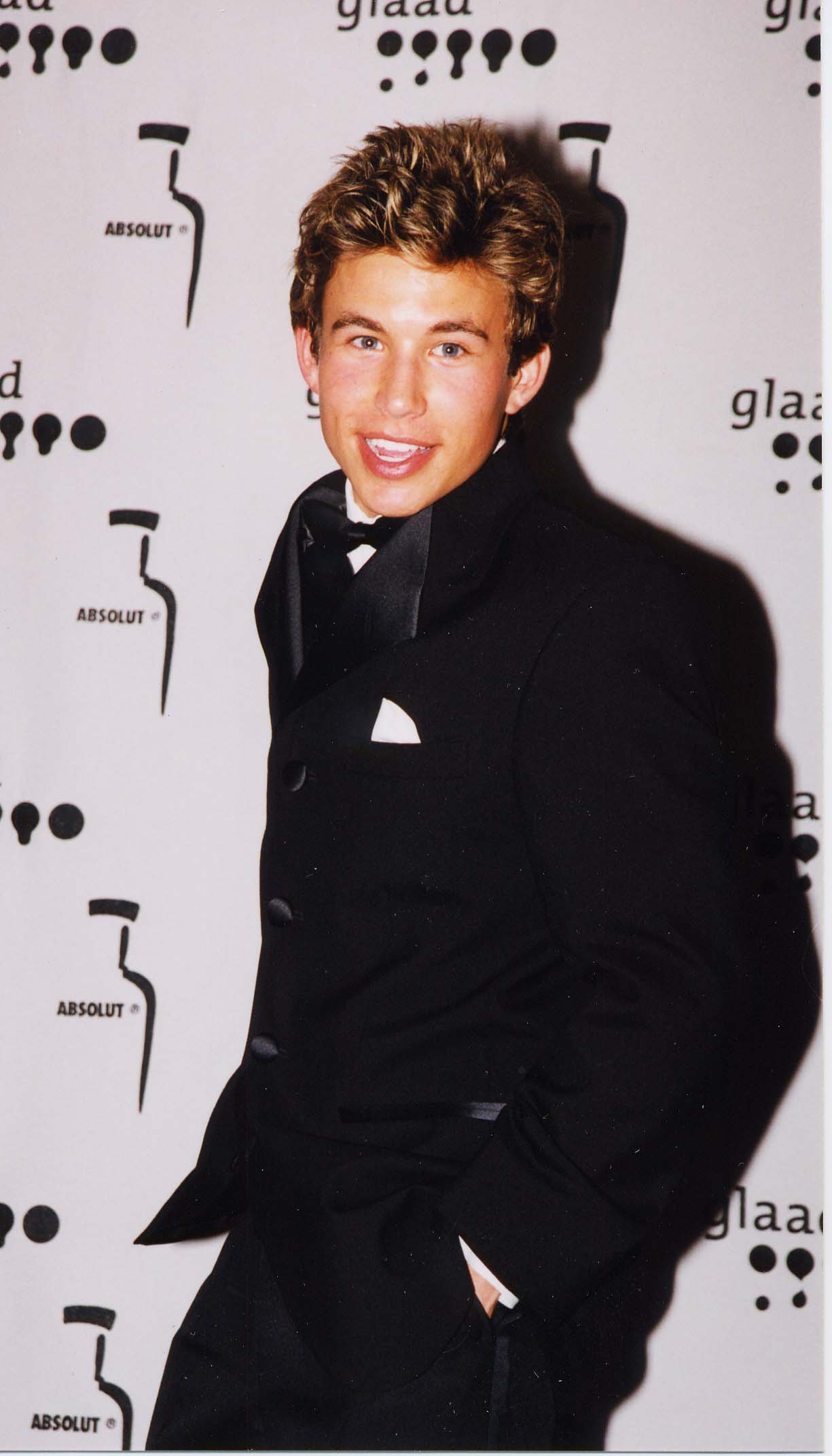 Jonathan Taylor Thomas pendant les GLAAD Media Awards le 15 avril 2000 à Los Angeles, Californie | Source : Getty Images