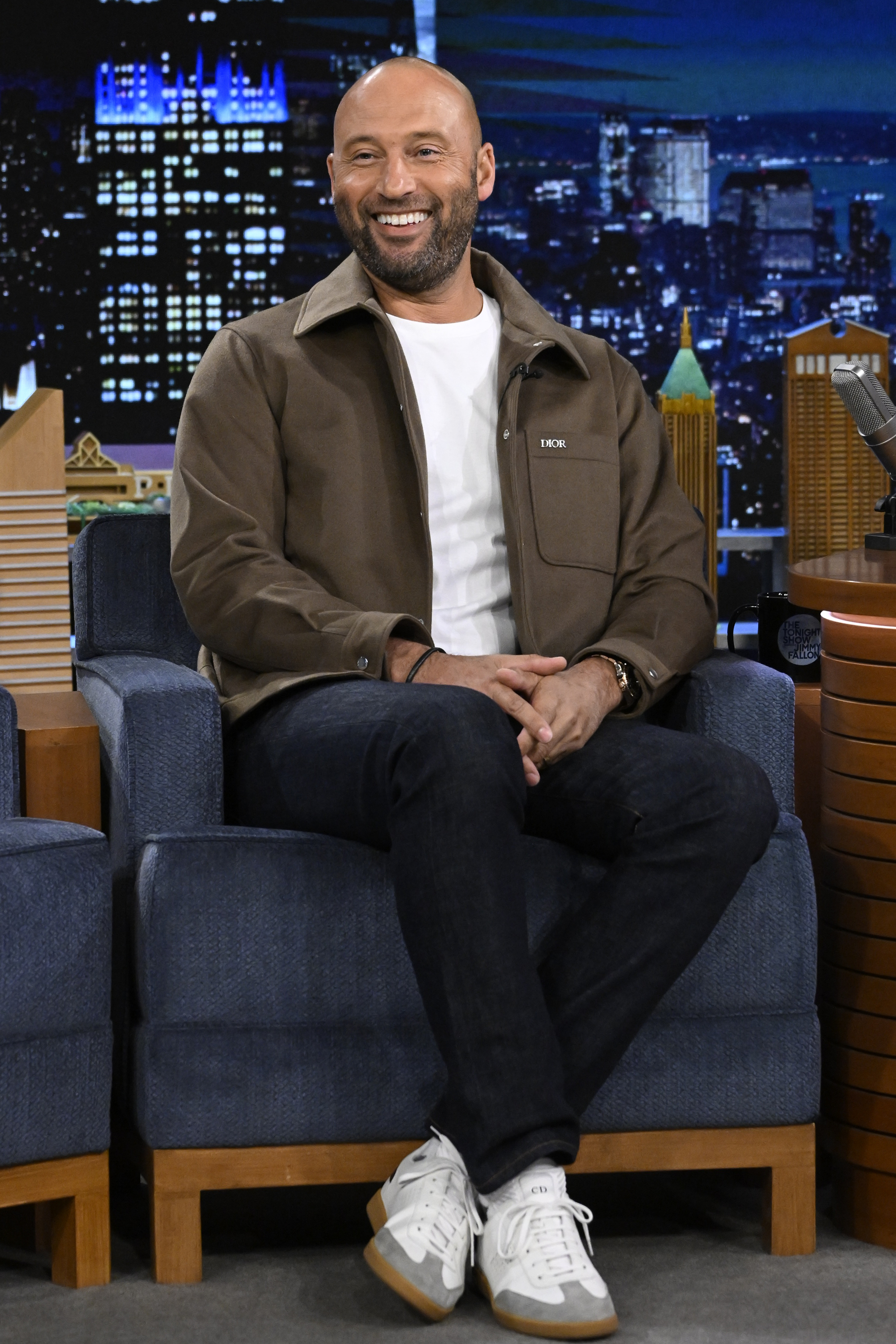 Derek Jeter lors d'une interview sur "The Tonight Show Starring Jimmy Fallon" le 1er février 2023 | Source : Getty Images