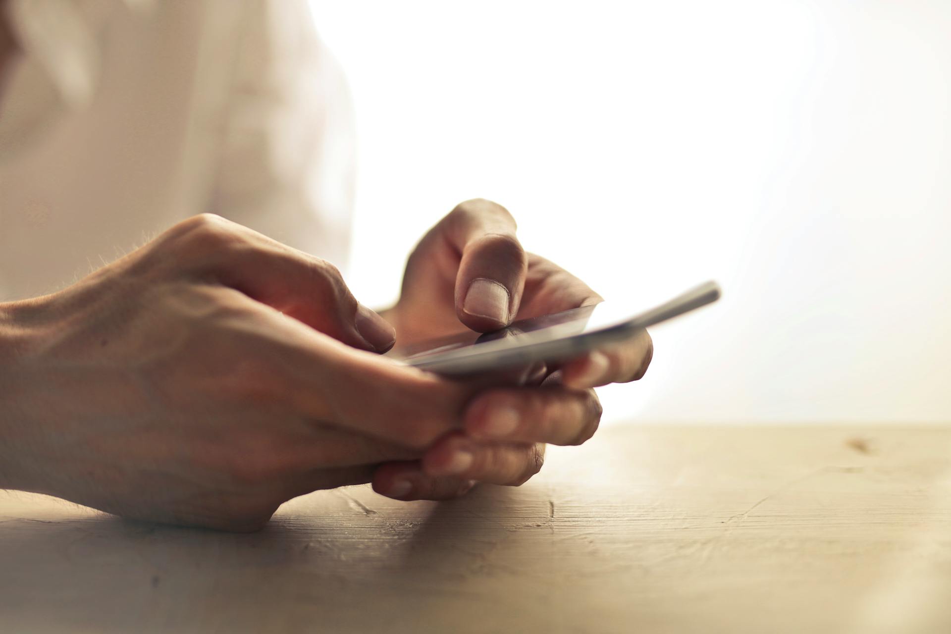 A man using his phone | Source: Pexels