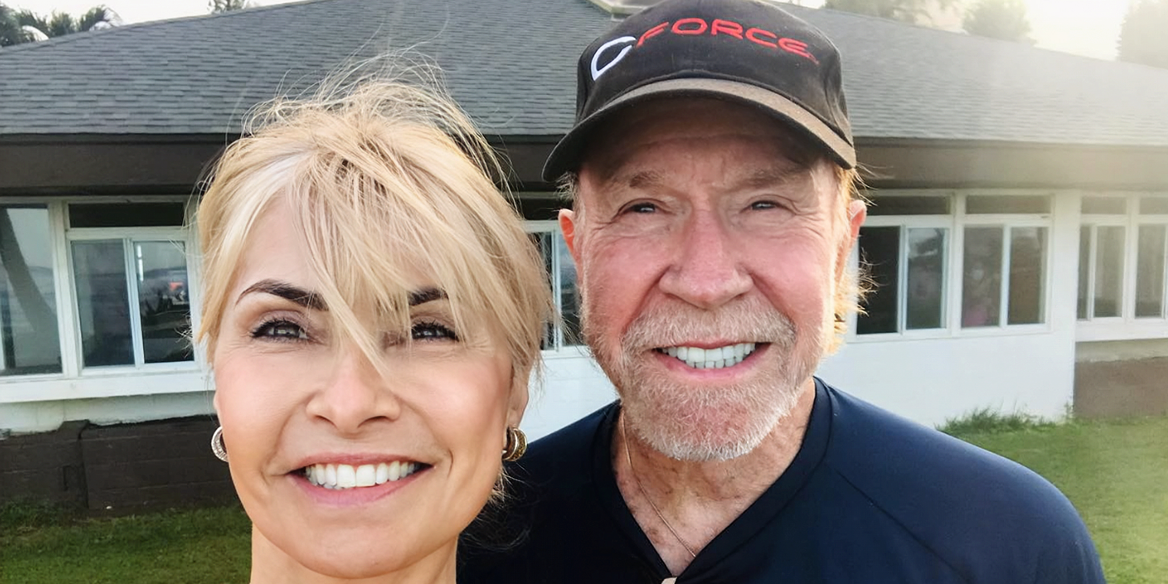 Gena O'Kelly et Chuck Norris | Source : Instagram/chucknorris