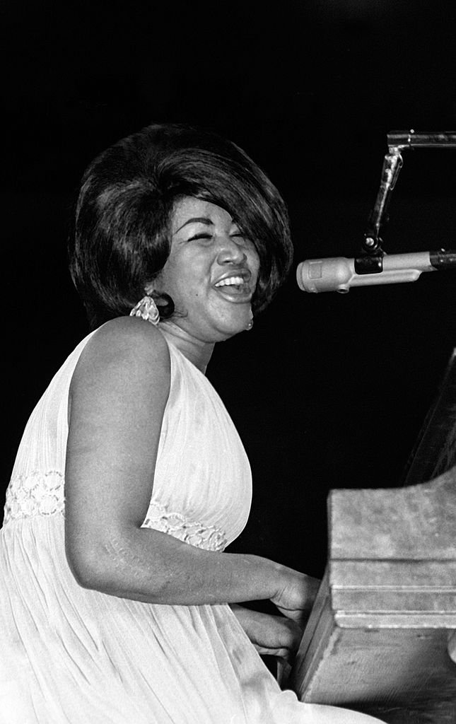 Aretha Franklin se produit au concert-bénéfice de Martin Luther King Jr le 28 juin 1968 au Madison Square Garden de New York. (Photo de Ron Galella/Collection Ron Galella via Getty Images)