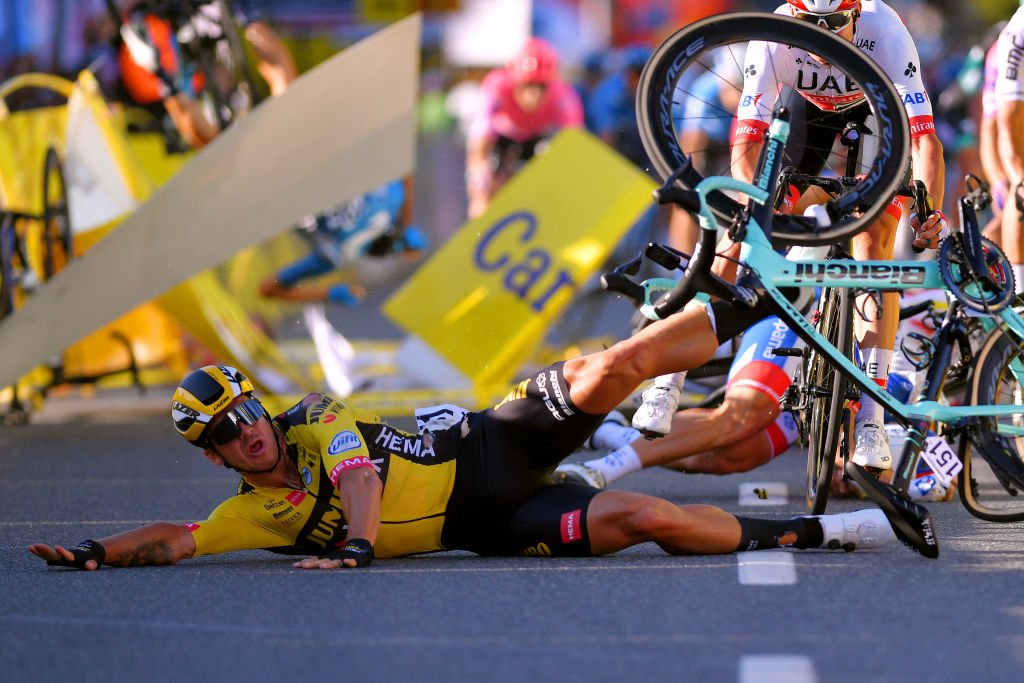 La terrible chute de Fabio Jakobsen lors du Tour de Pologne le 5 août 2020 | Photo : Getty Images