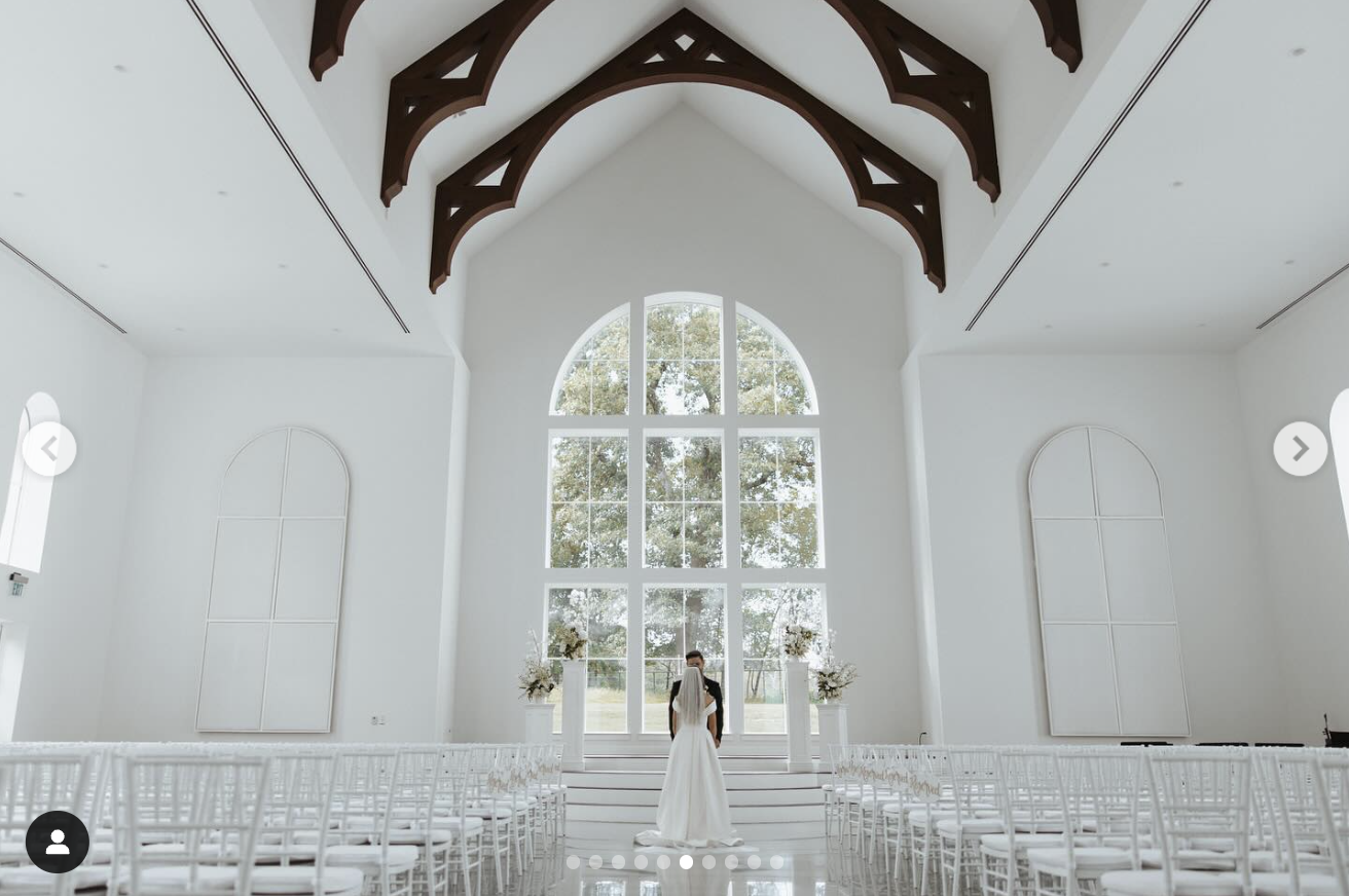 Une photo de la journée de mariage d'inspiration minimaliste de Jana Duggar et Stephen Wissmann, postée en août 2024 | Source : Instagram/janamduggar