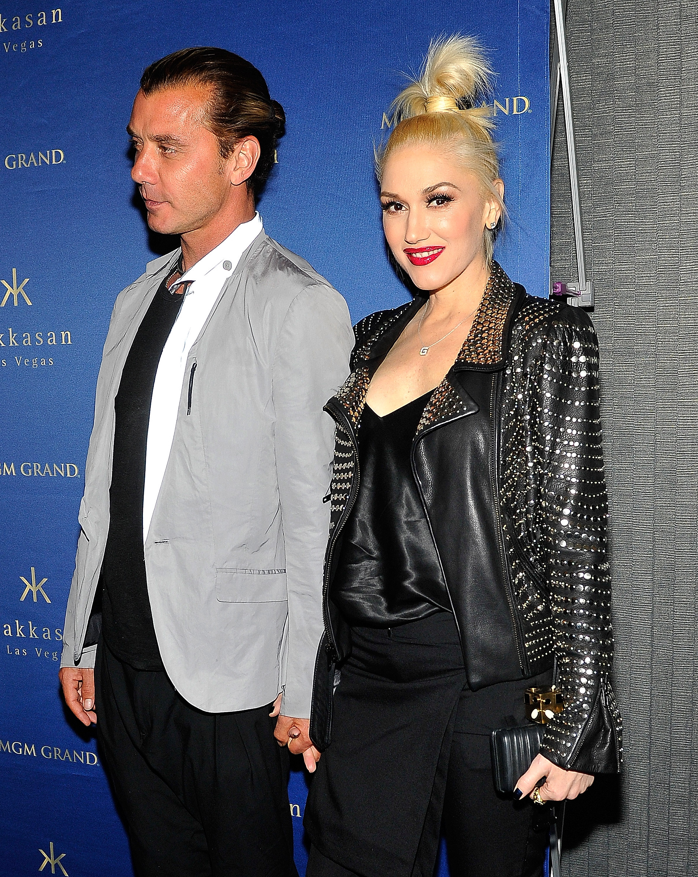 Gavin Rossdale et Gwen Stefani arrivent à la célébration de l'anniversaire du restaurant et de la boîte de nuit Hakkasan Las Vegas à Las Vegas, Nevada, le 27 avril 2014 | Source : Getty Images