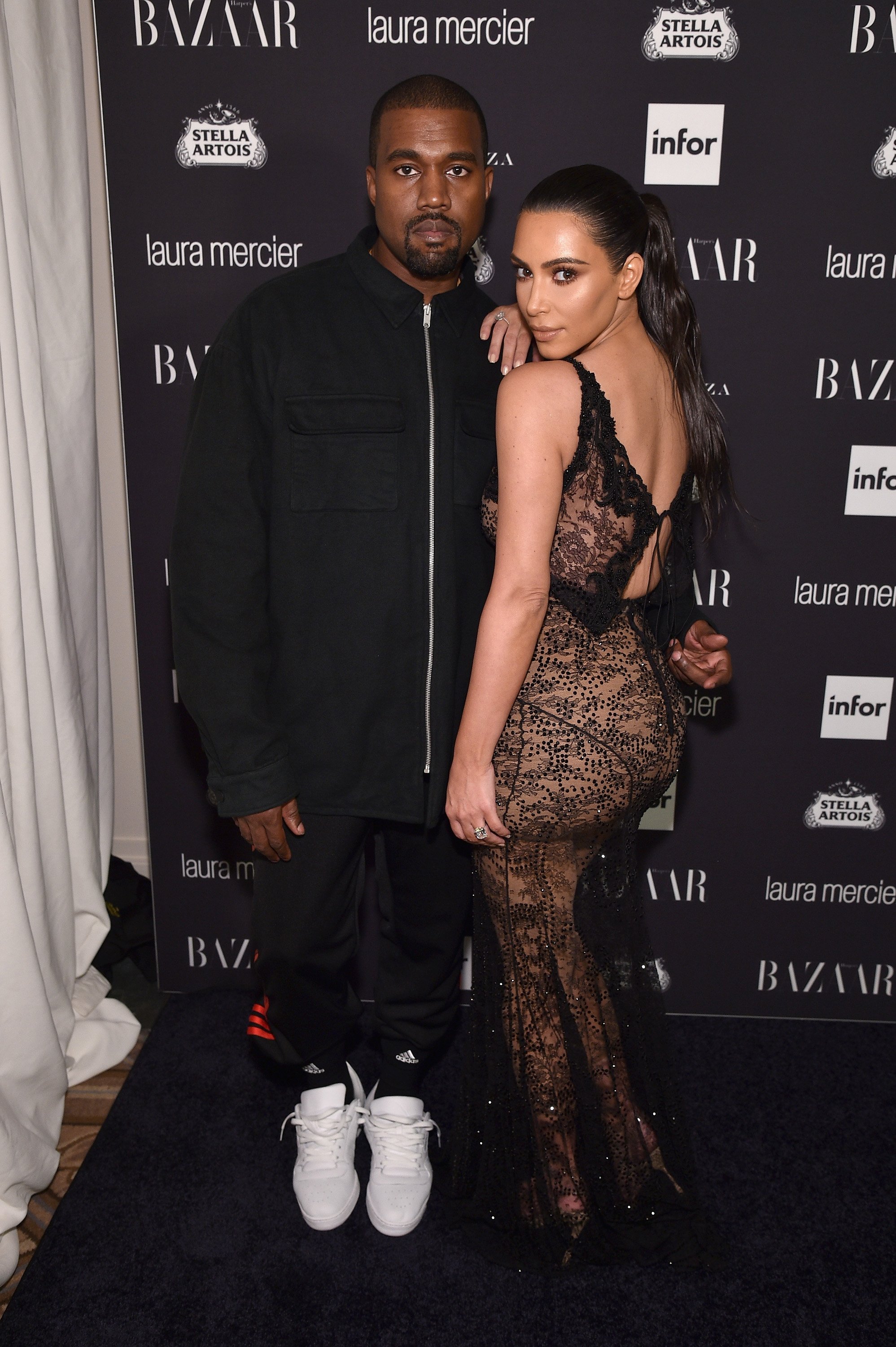 Kanye West et Kim Kardashian West assistent à la célébration "ICONS By Carine Roitfeld" du Harper's Bazaar le 9 septembre 2016 à New York. | Source: Getty Images.
