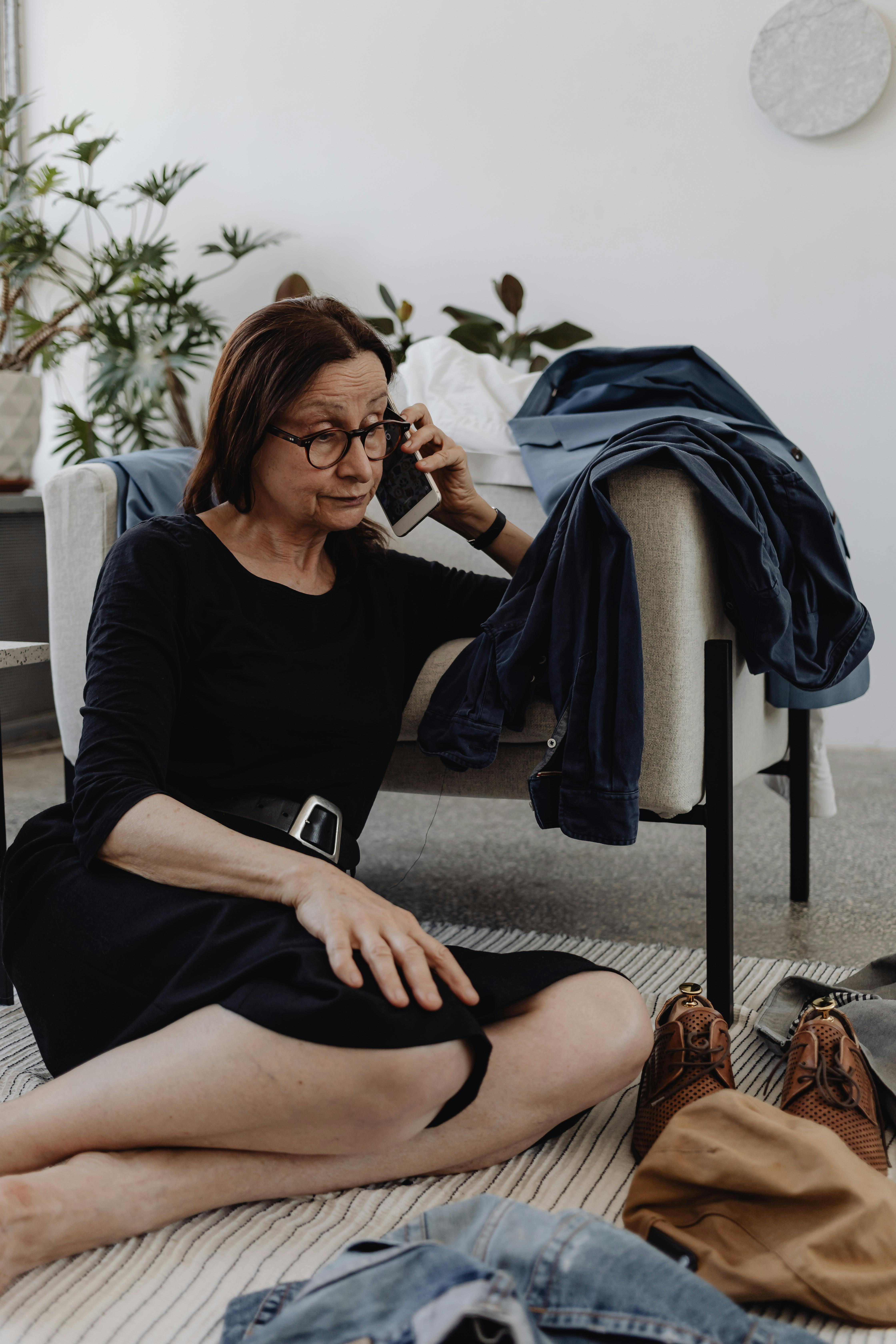 Une femme plus âgée en train de téléphoner | Source : Pexels