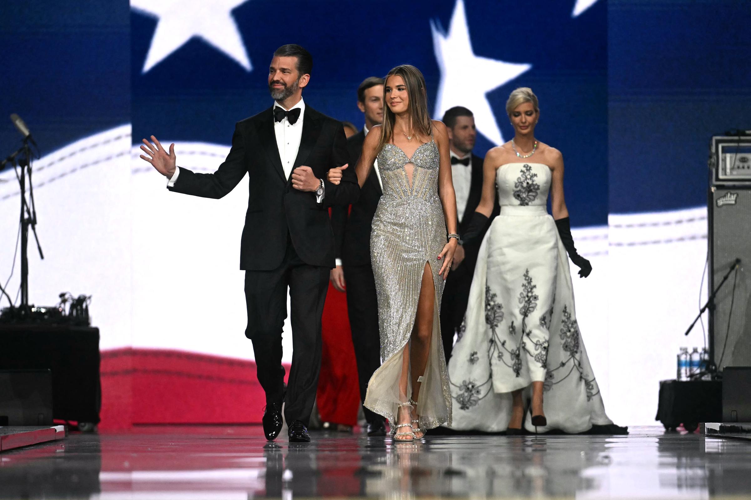 Donald Trump Jr. et sa fille Kai Madison Trump assistent au bal inaugural de Liberty | Source : Getty Images