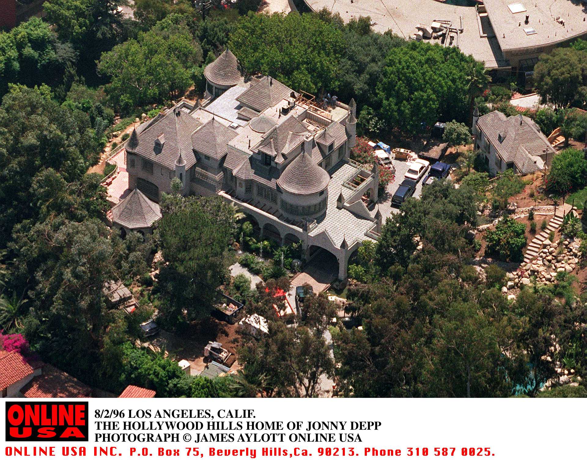Vue aérienne du château de Johnny Depp photographié le 29 juillet 1996 à West Hollywood | Source : Getty Images