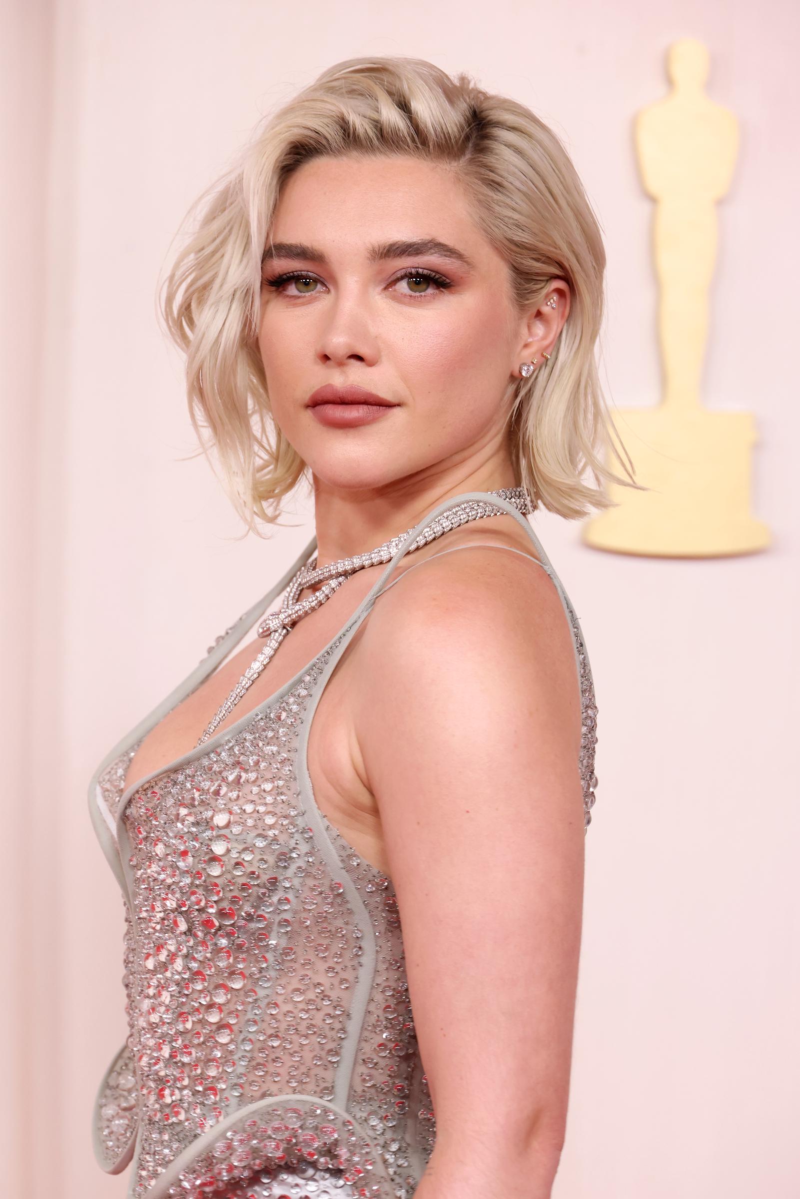 Florence Pugh assiste à la 96e cérémonie annuelle des Oscars, le 10 mars 2024, à Hollywood, en Californie. | Source : Getty Images