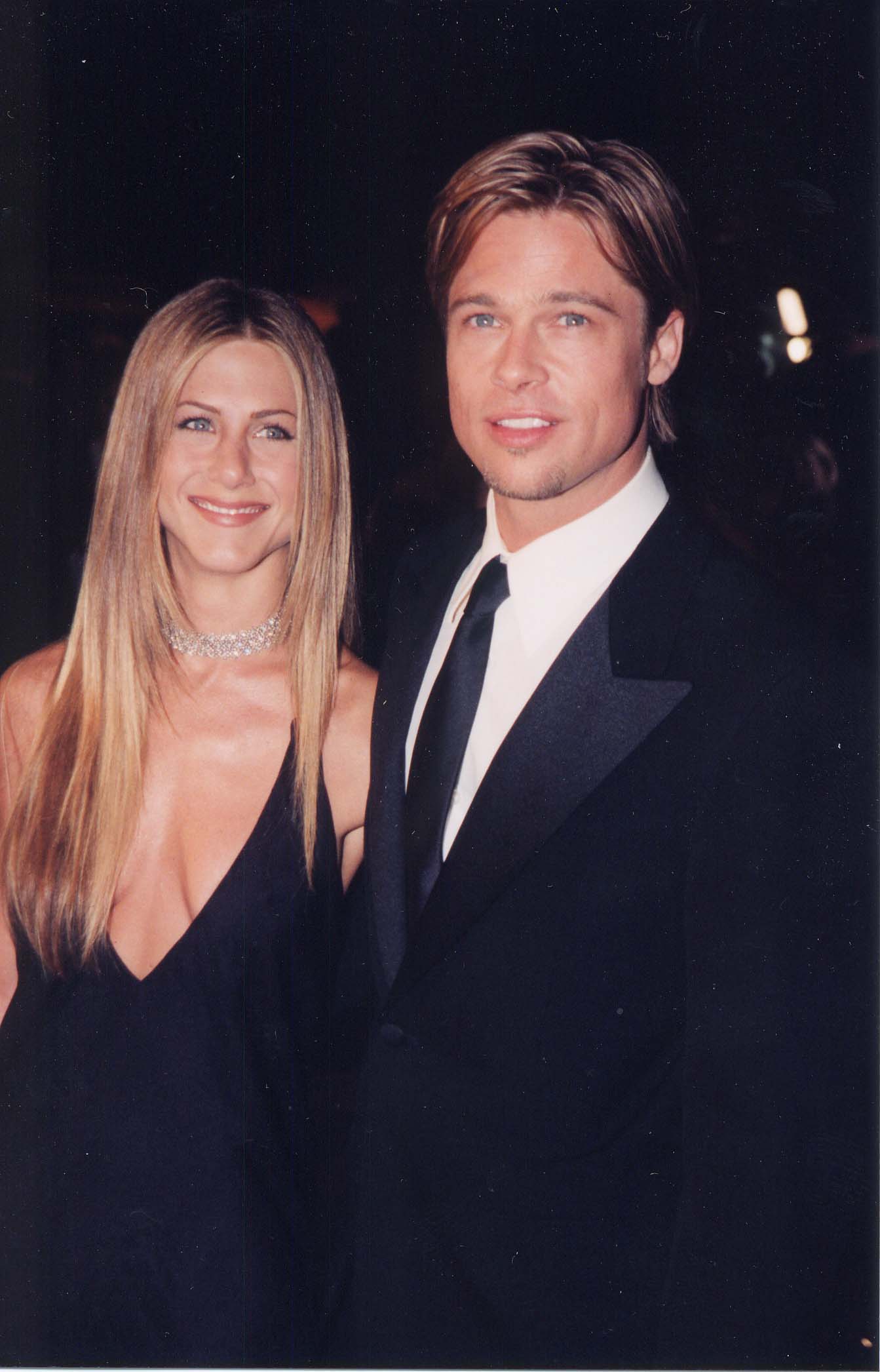 Jennifer Aniston et Brad Pitt lors de la 72e cérémonie annuelle des Oscars le 26 mars 2000 | Source : Getty Images