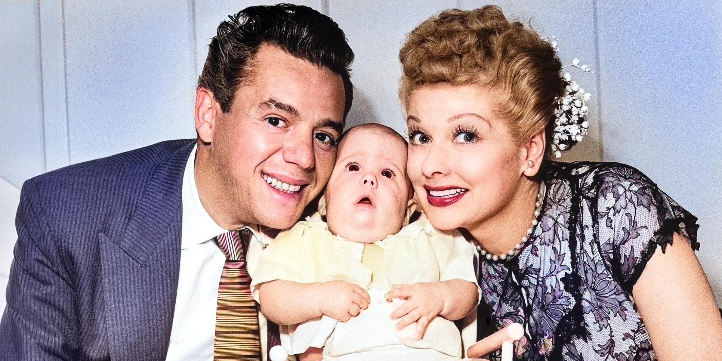 Desi Arnaz, Desi Arnaz Jr et Lucille Ball, 1953 | Source : Getty Images