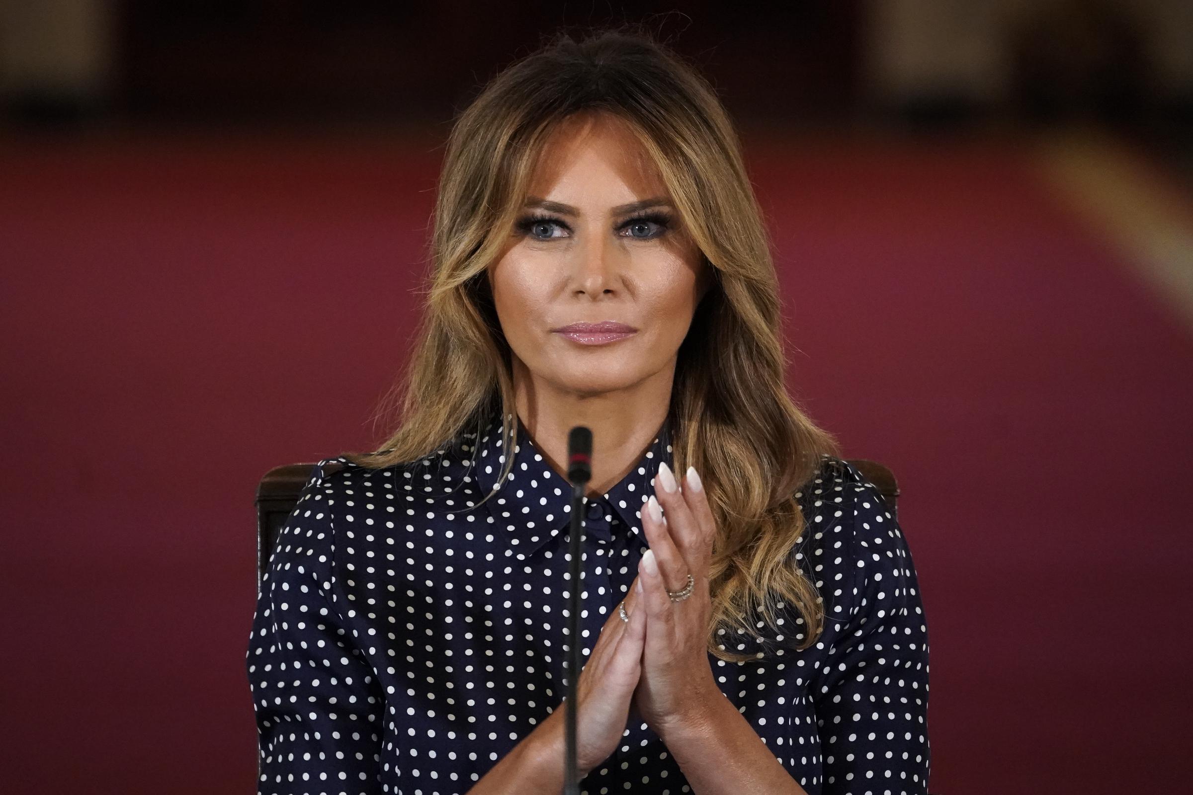 La Première Dame Melania Trump assiste à un événement marquant le mois national du rétablissement de l'alcoolisme et de la toxicomanie, le 3 septembre 2020, dans la salle Est de la Maison Blanche à Washington, D.C. | Source : Getty Images