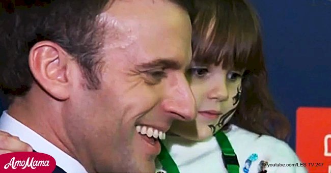 "Moi, j'ai voté pour toi!": Emmanuel Macron profondément touché par le soutien d'une petite fille