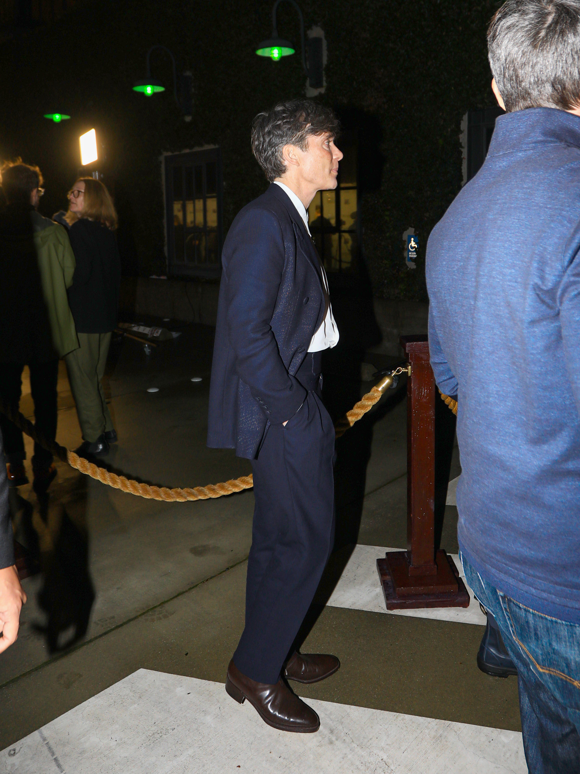 Cillian Murphy repéré lors de la remise des prix Oscar Wilde 2024 de l'Alliance américano-irlandaise à Los Angeles, en Californie, le 7 mars 2024 | Source : Getty Images