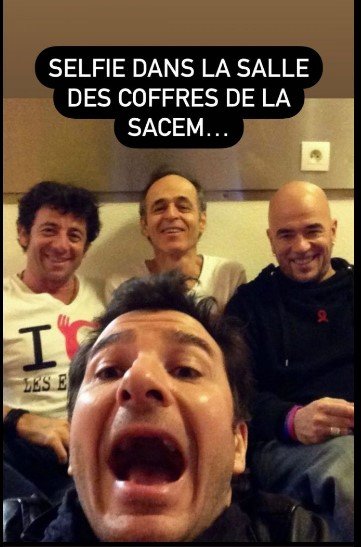 Jean-Jacques Goldman retrouve les chanteurs Patrick Bruel et Pascal Obispo et Michaël Youn. | Photo : Story Instagram /  michaelyoun