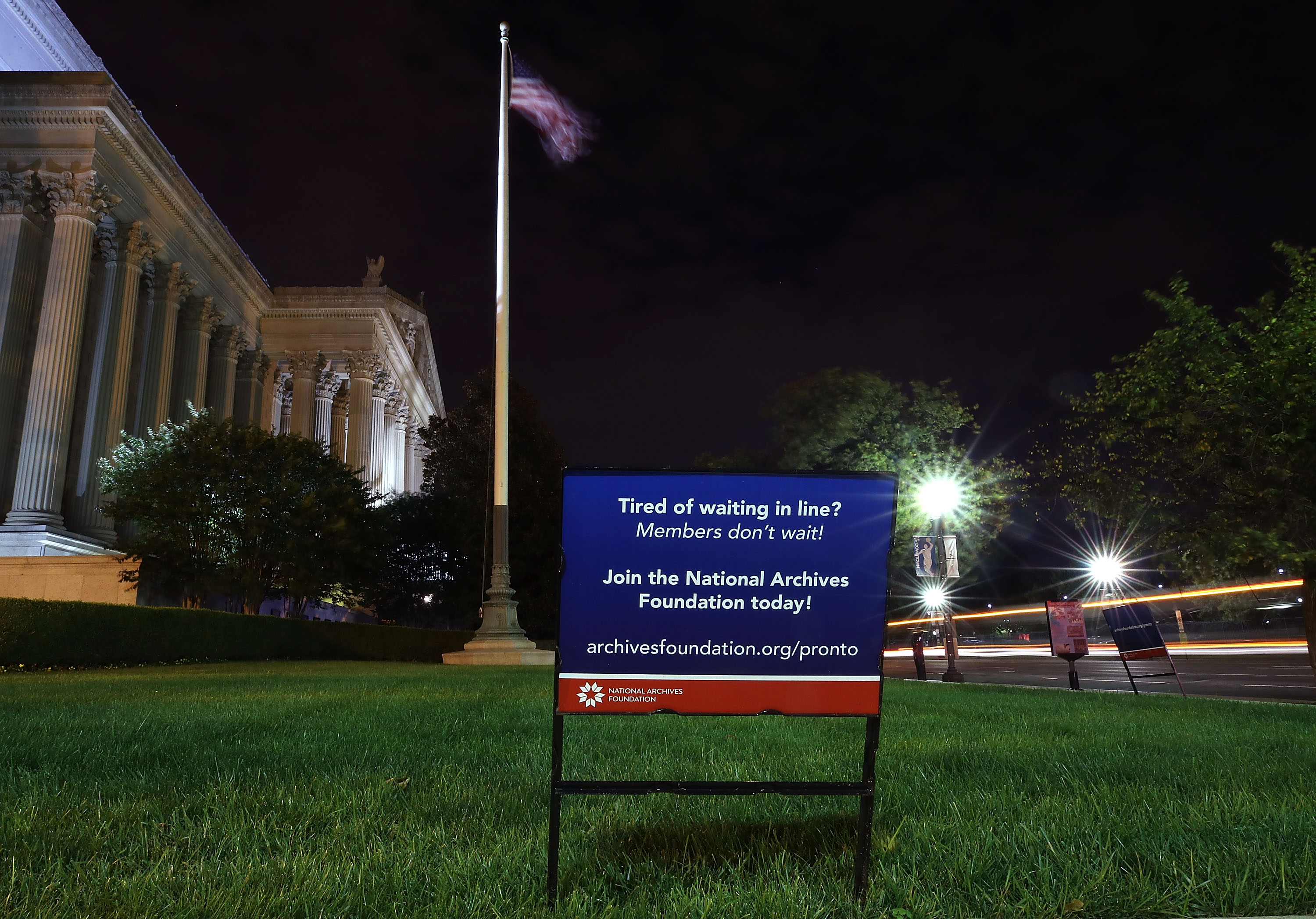 Le bâtiment des archives nationales des États-Unis est montré à Washington, DC, le 26 octobre 2017 | Source : Getty Images