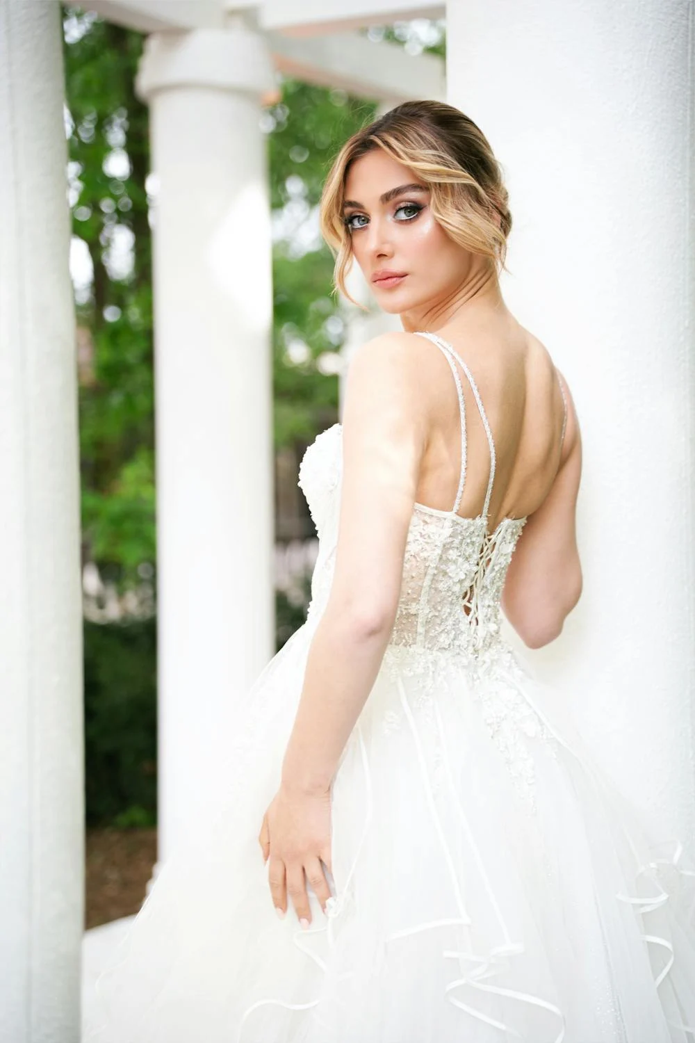 Une jeune mariée souriante | Source : Pexels