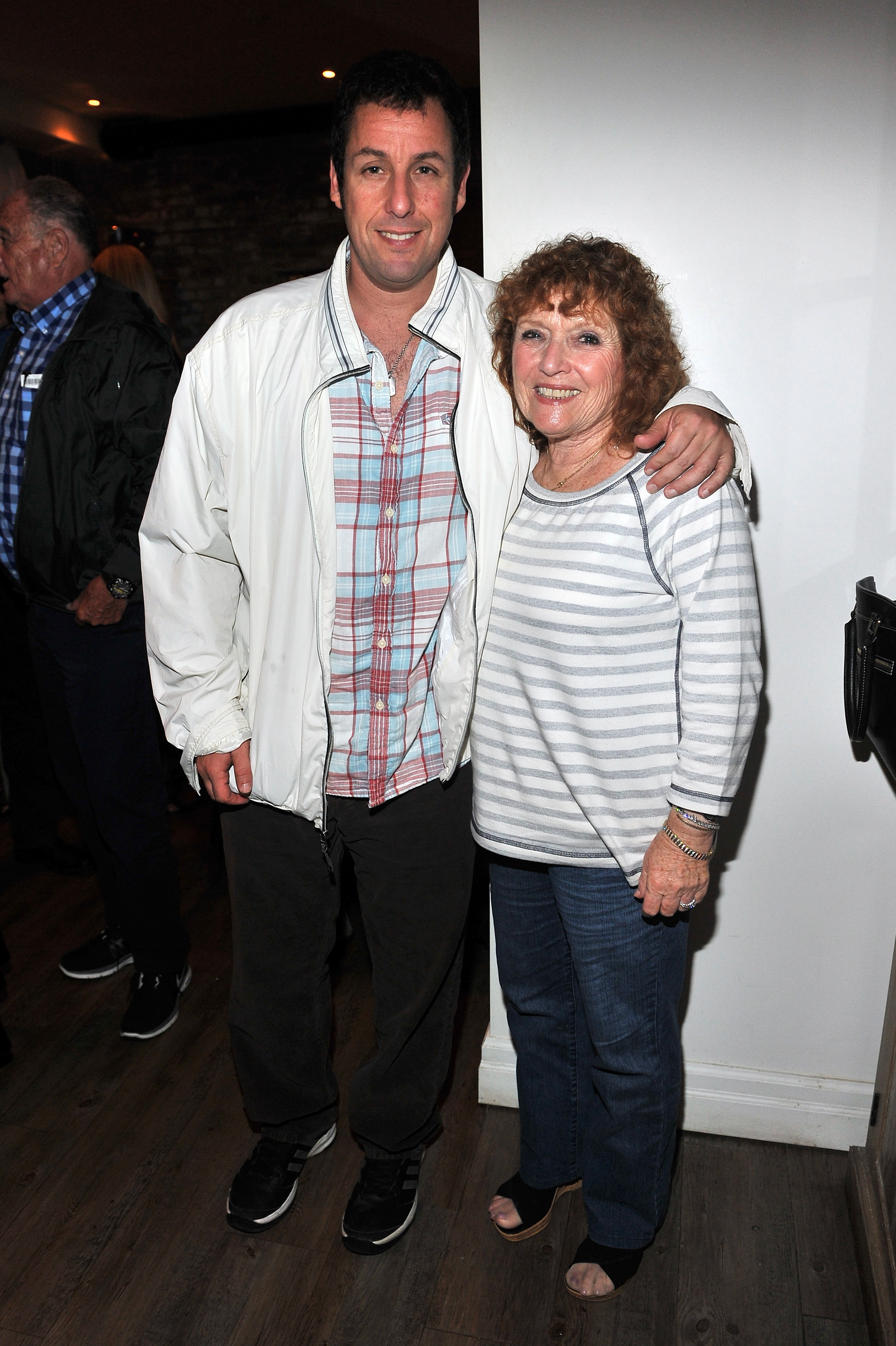 Adam Sandler et sa mère, Judy Sandler à Toronto, Canada le 10 septembre 2014 | Source : Getty images