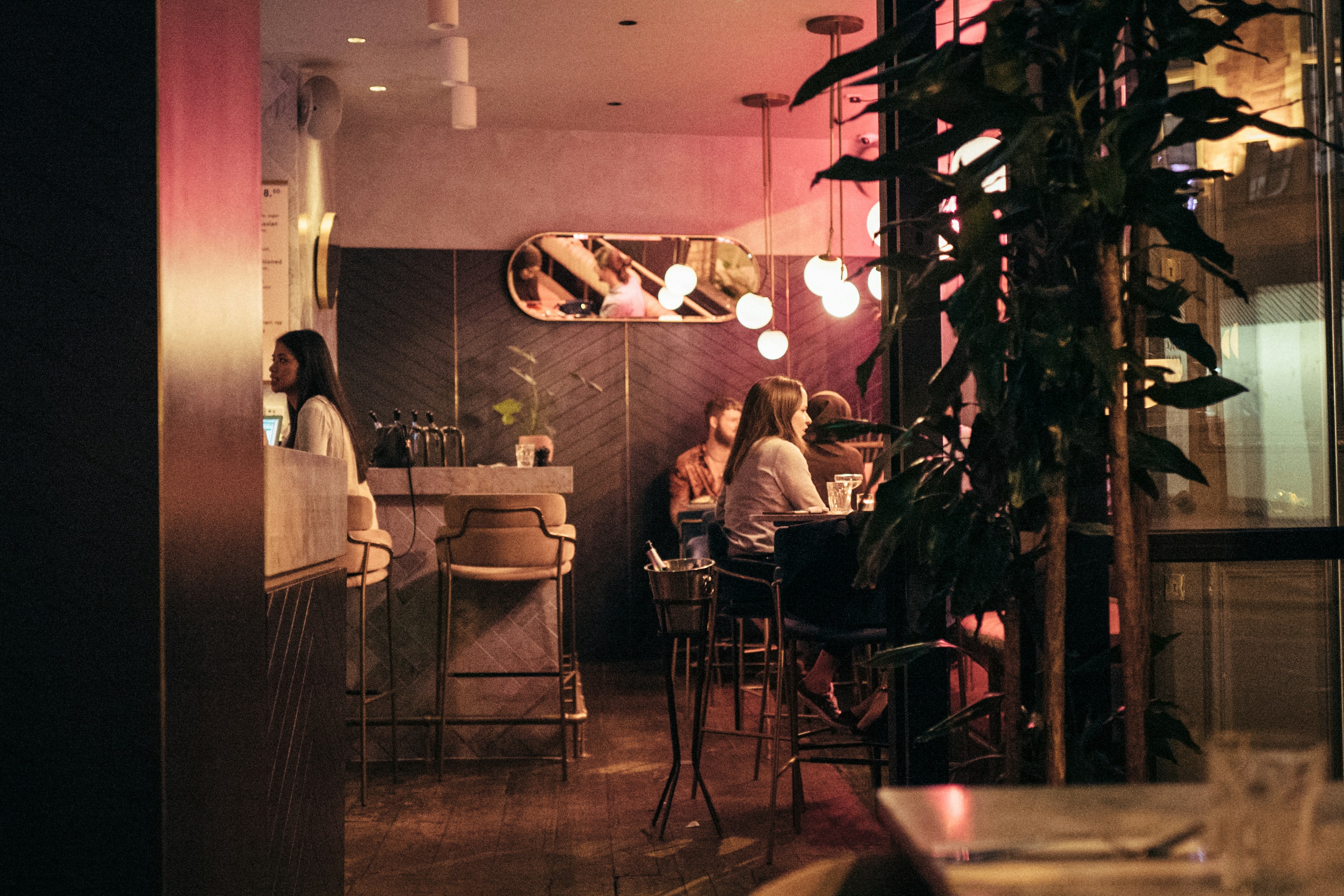 Un restaurant confortable | Source : Unsplash