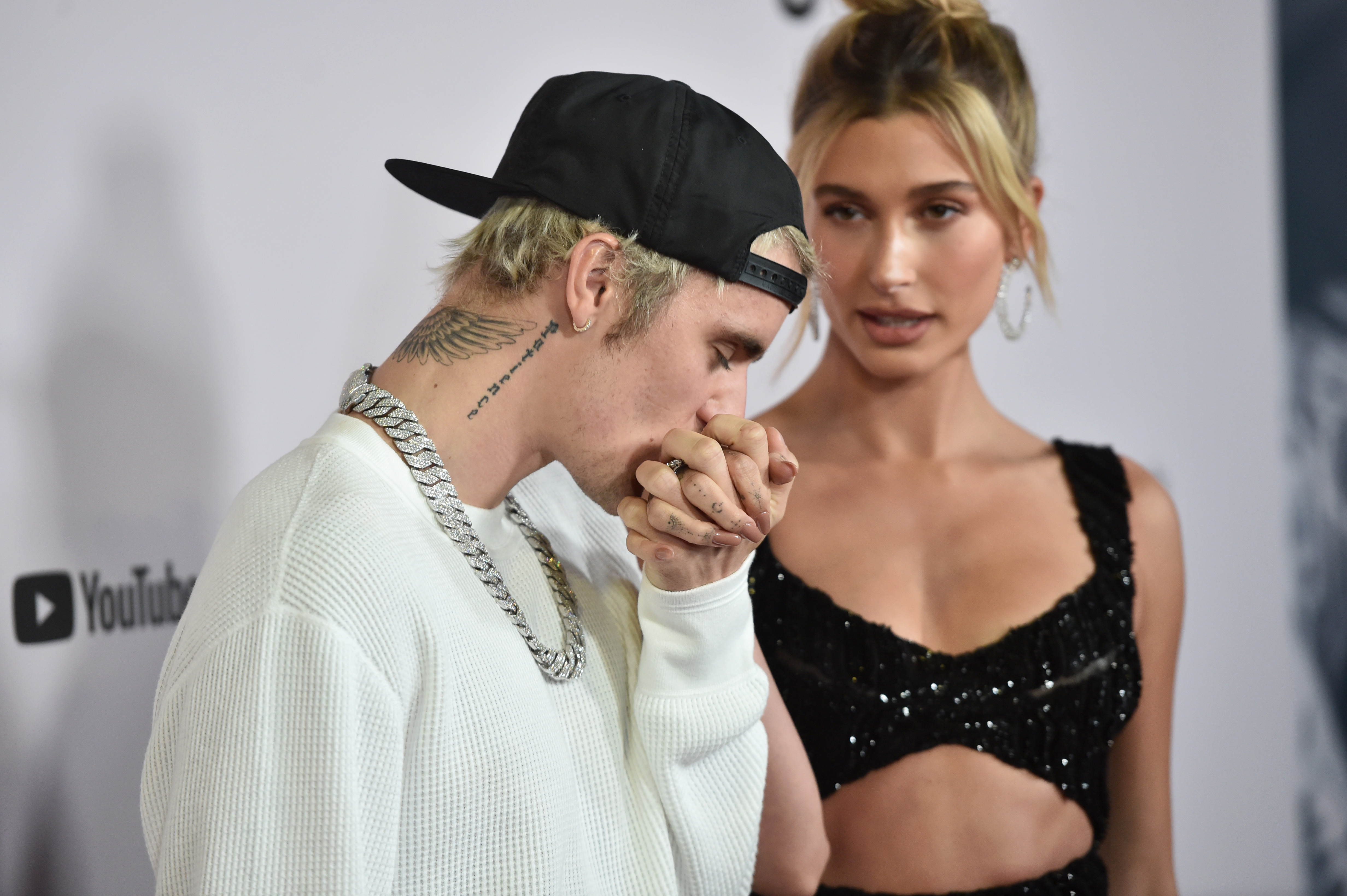 Justin Bieber et Hailey Baldwin le 27 janvier 2020 à Los Angeles, Californie | Source : Getty Images