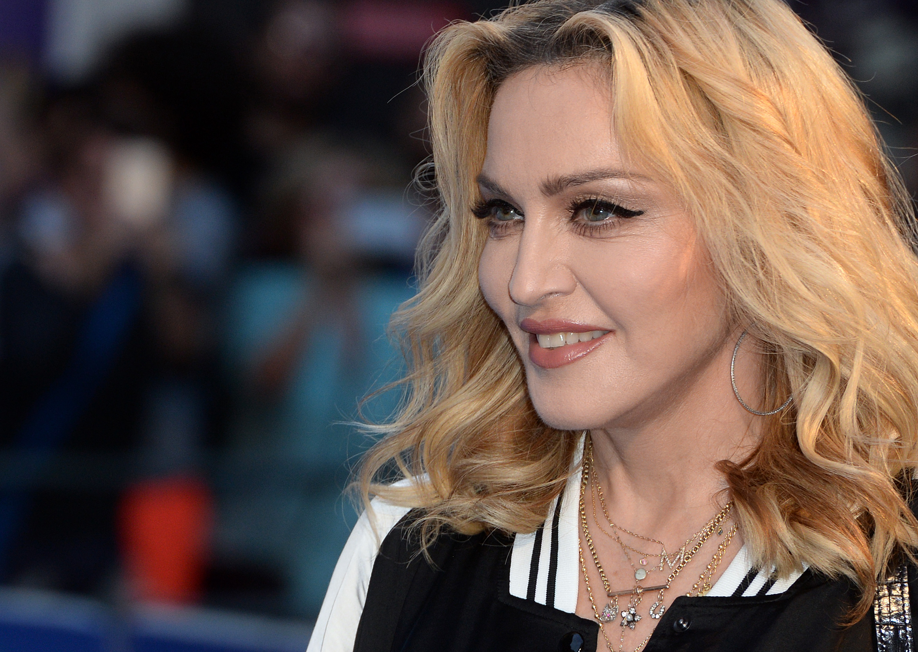 Madonna lors de la première mondiale du film "The Beatles : Eight Days A Week - The Touring Years" à Londres, en Angleterre, le 15 septembre 2016 | Source : Getty Images