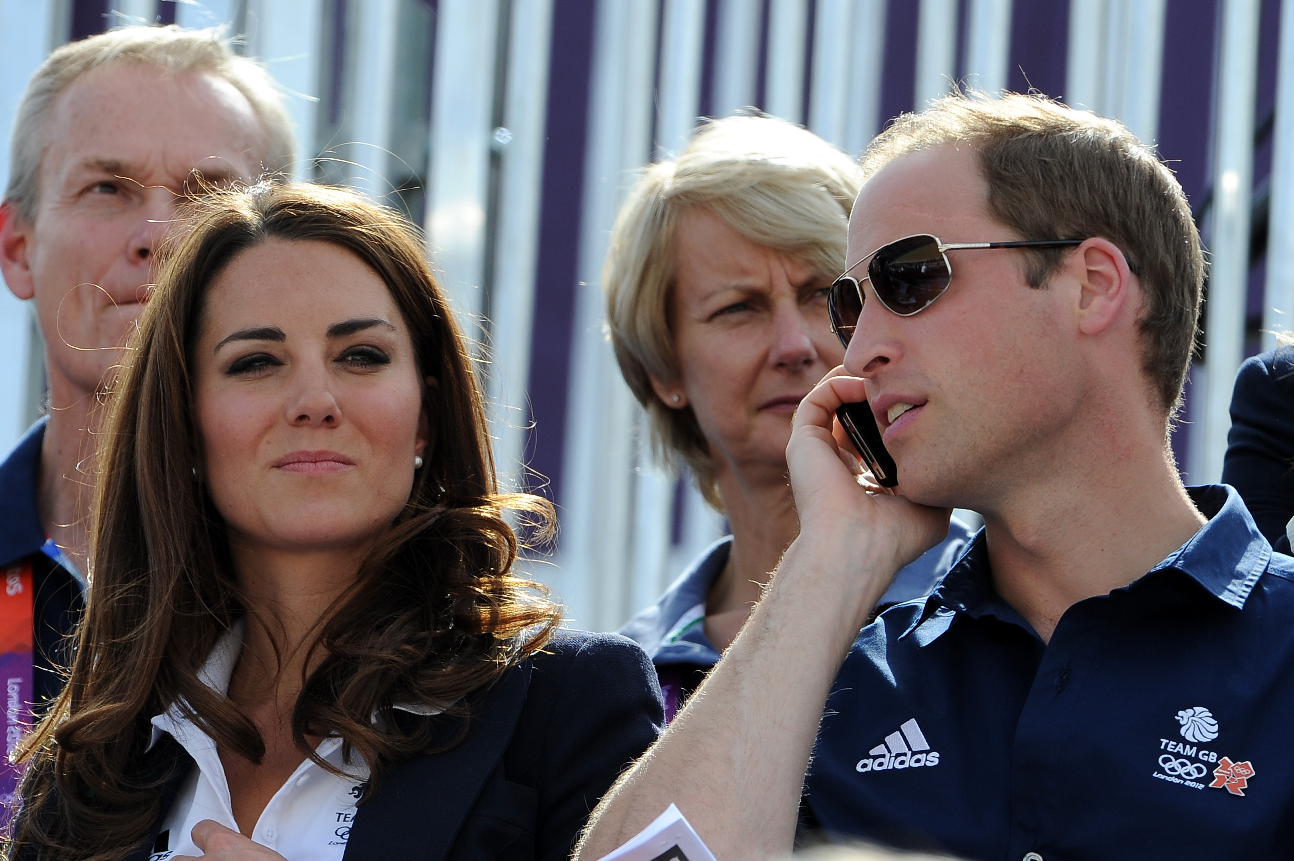 Kate Middleton et le prince William lors de l'événement équestre Eventing Cross Country à Londres, en Angleterre, le 30 juillet 2012 | Source : Getty Images