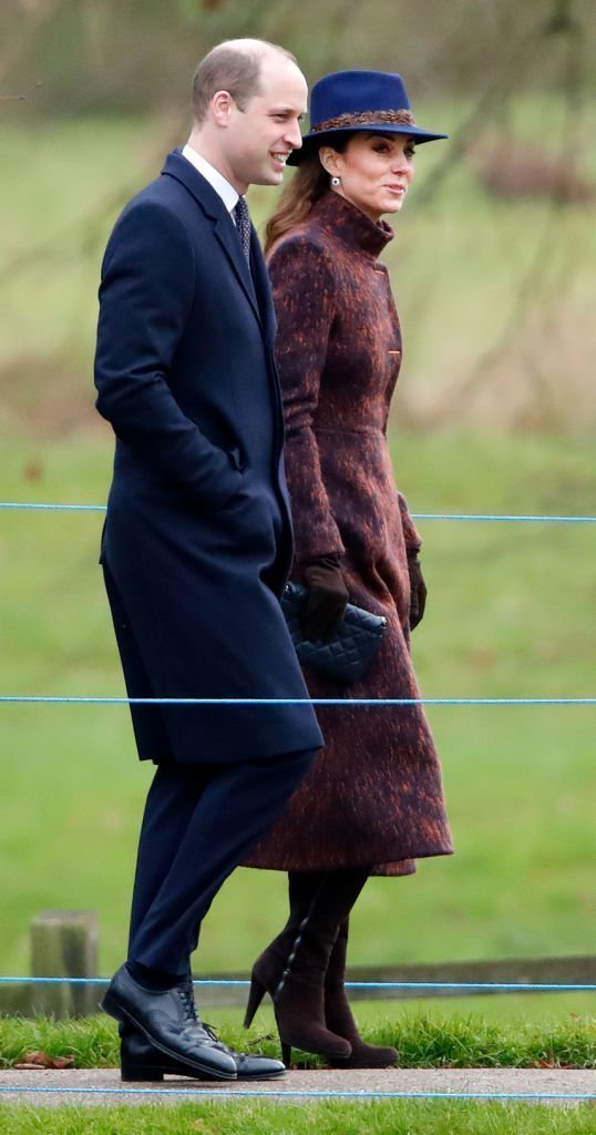 Le prince William, duc de Cambridge et Catherine, duchesse de Cambridge assistent au service dominical à l'église Sainte-Marie-Madeleine sur le domaine de Sandringham le 5 janvier 2020. | Photo : Getty Images