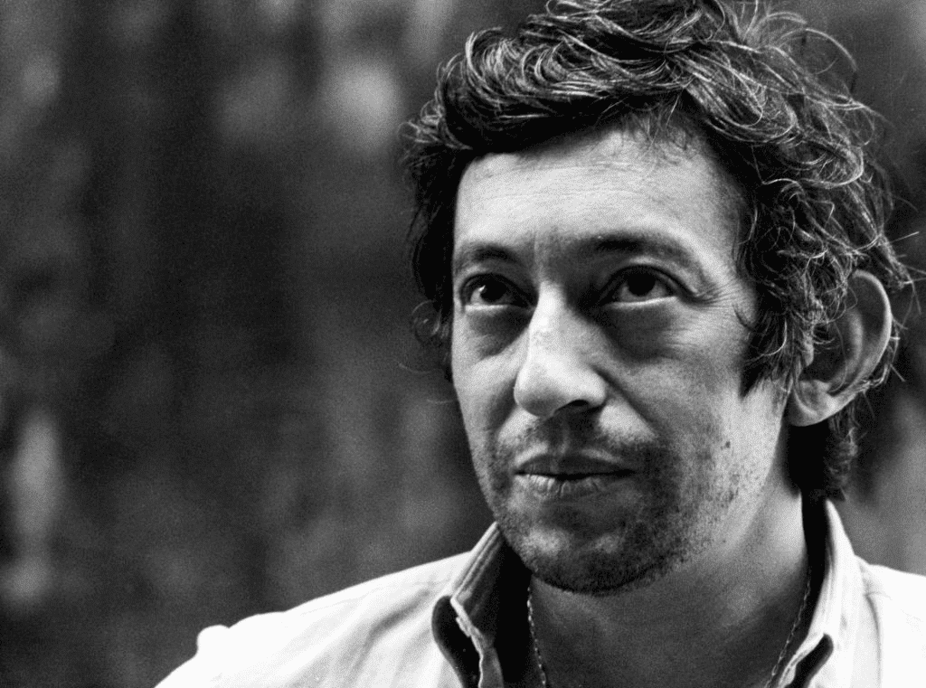 Le chanteur et compositeur français Serge Gainsbourg. | Photo : Getty Images