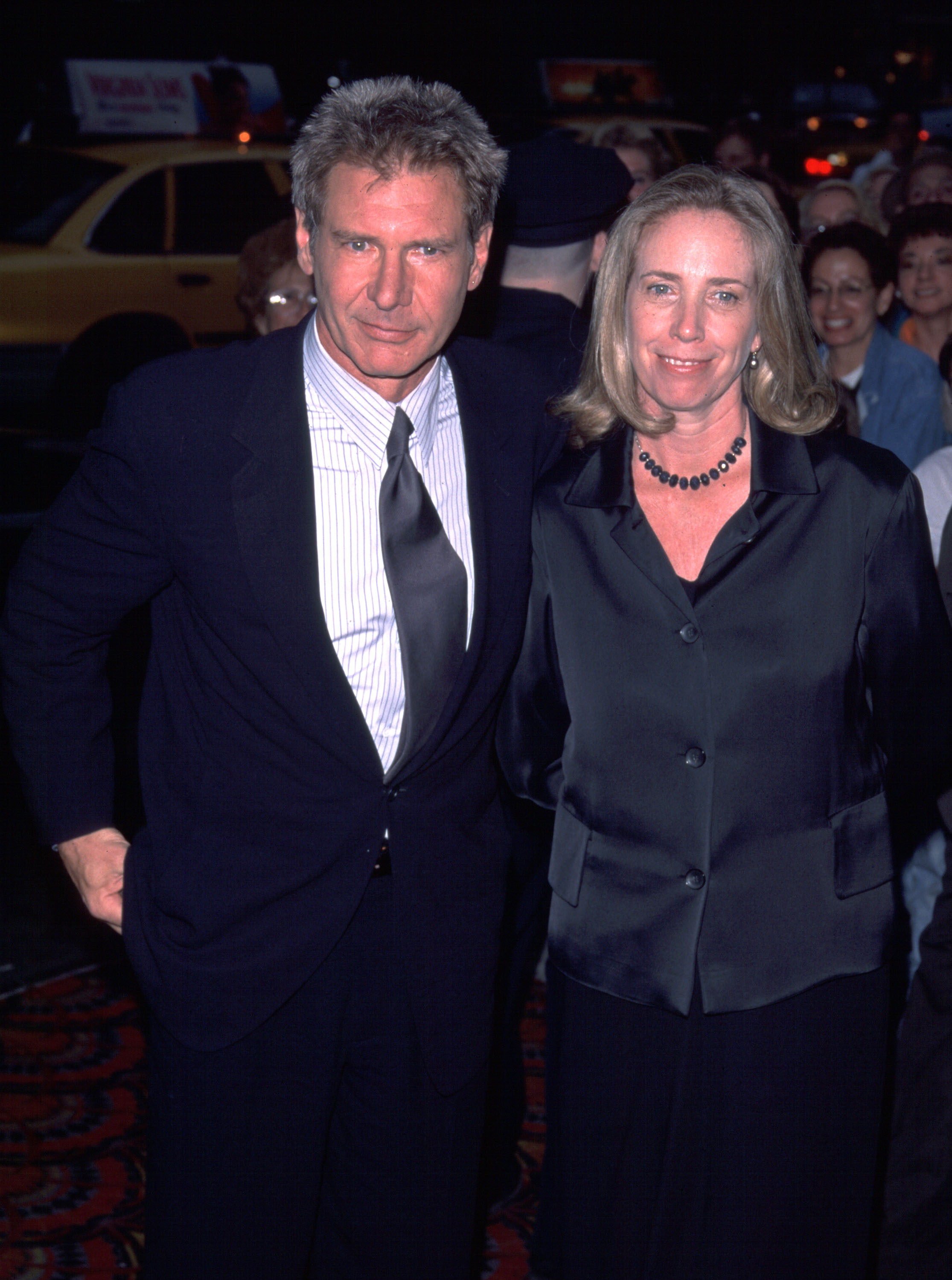 Harrison Ford et Melissa Mathison le 11 juin 1998 à New York | Source : Getty Images
