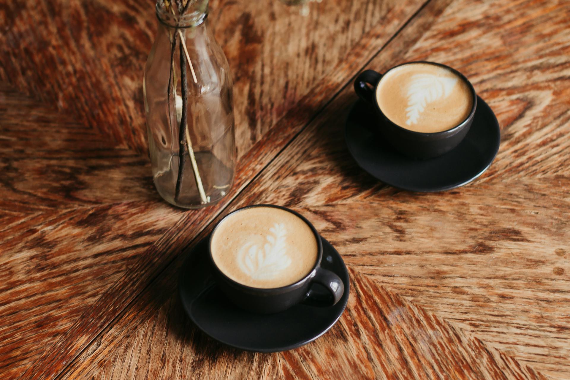 Deux tasses à café | Source : Pexels