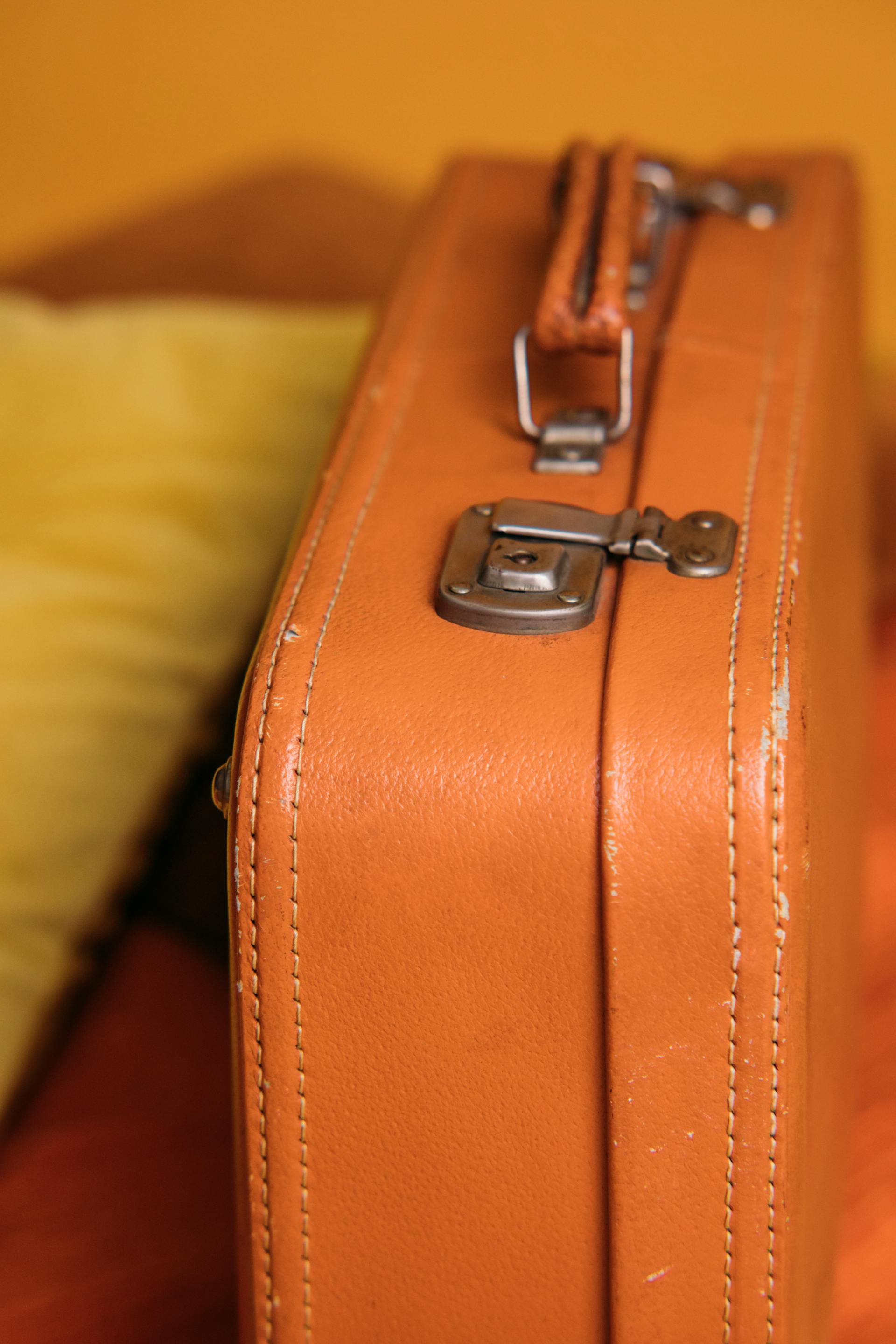 Gros plan sur une vieille valise | Source : Pexels