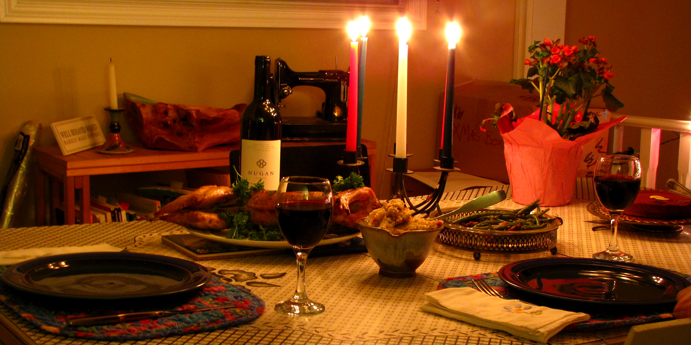 Un dîner romantique | Source : Flickr
