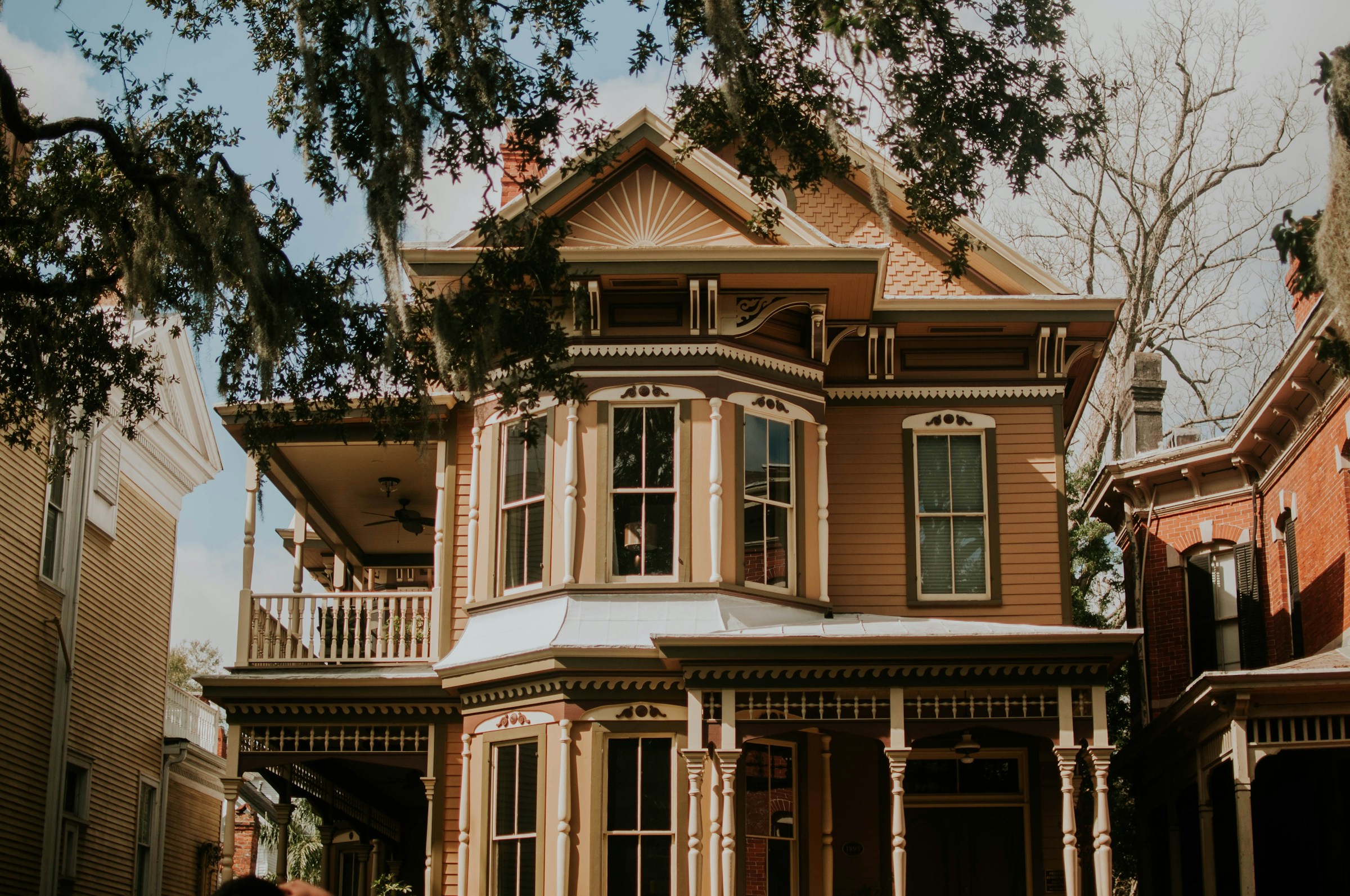 Gros plan d'un manoir. | Source : Unsplash