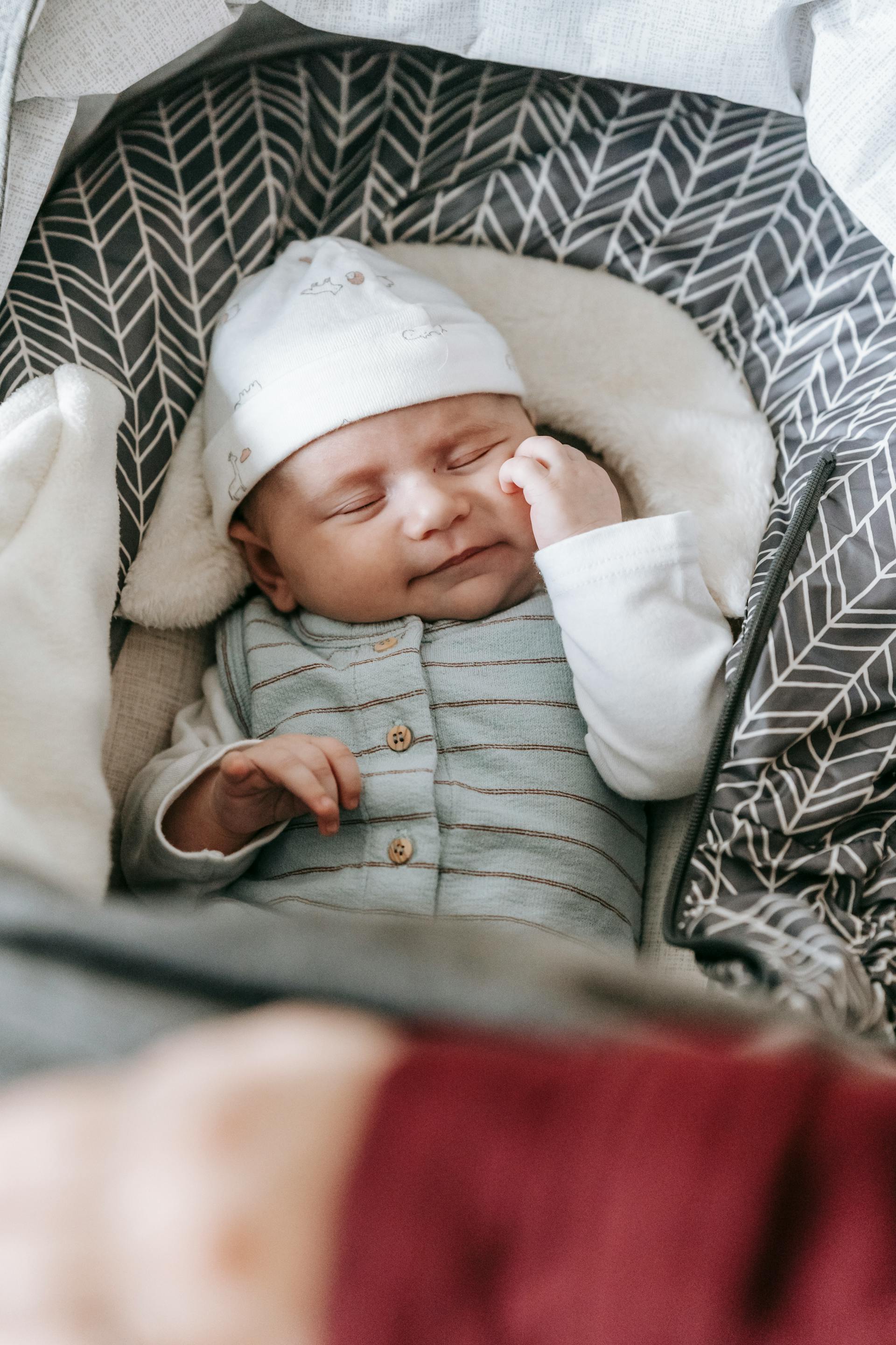 Un bébé dans une poussette | Source : Pexels