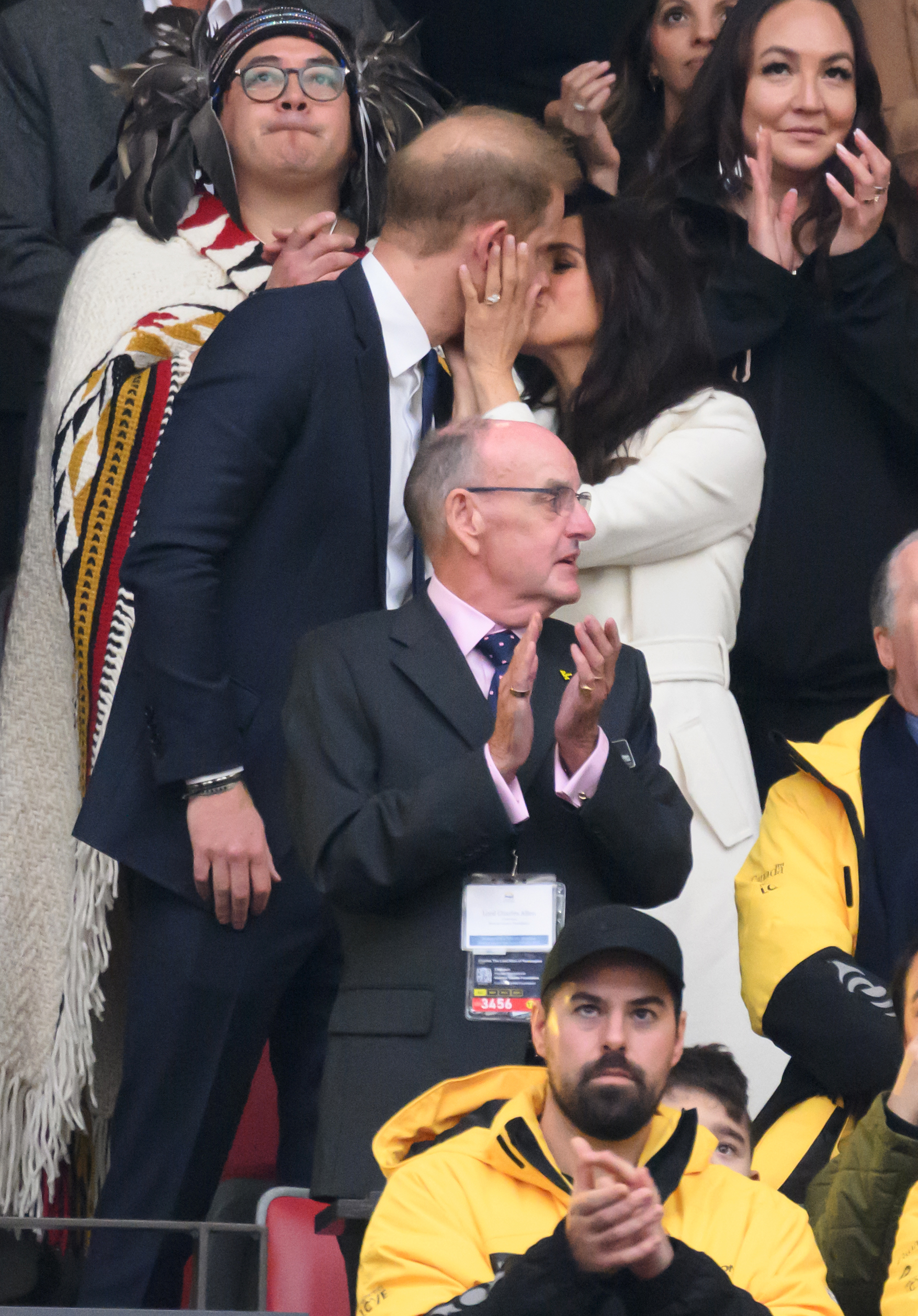 Le prince Harry et Meghan Markle lors de la cérémonie d'ouverture des 2025 Invictus Games à BC Place le 8 février à Vancouver, en Colombie-Britannique, au Canada. | Source : Getty Images