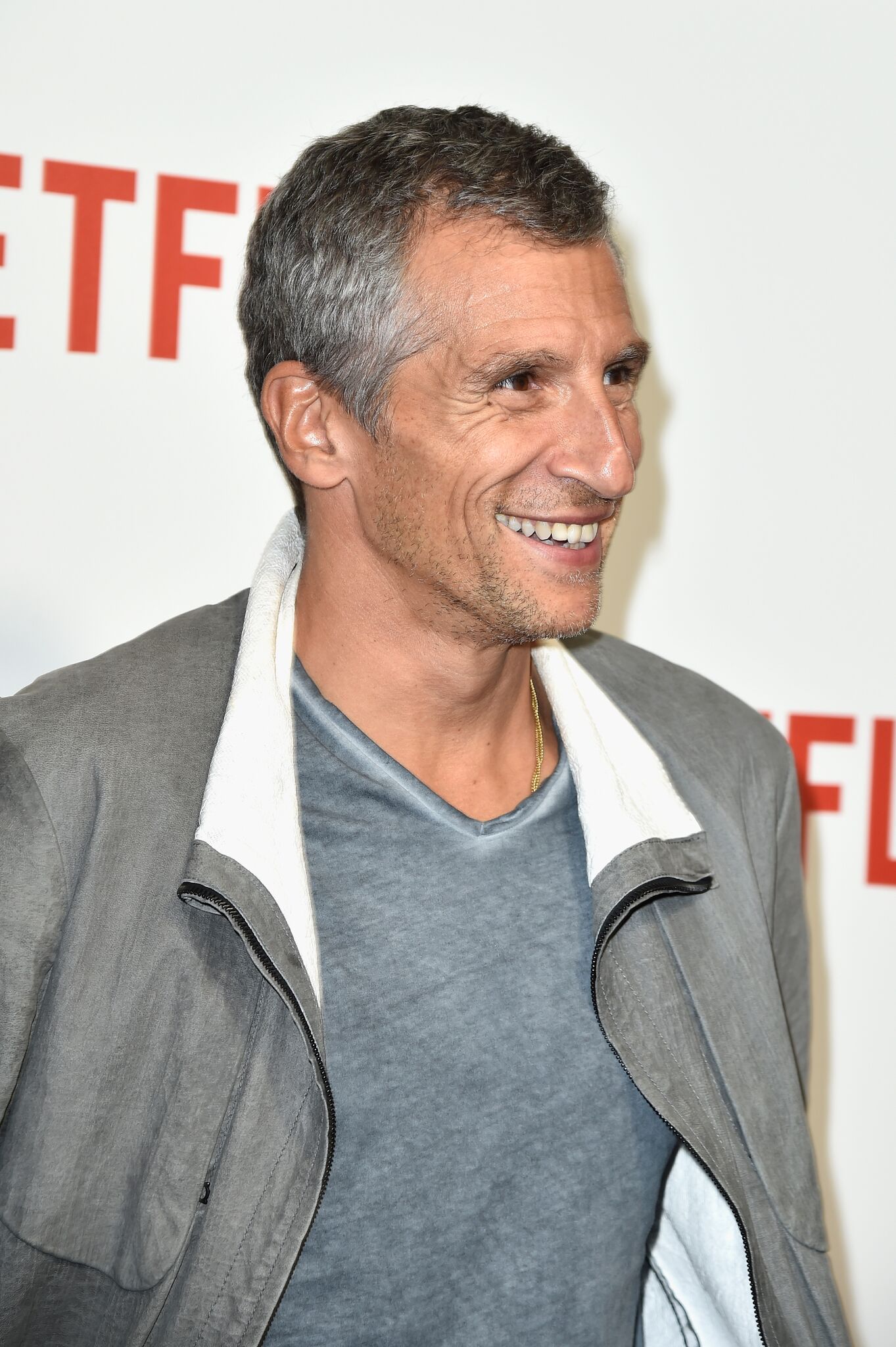 Nagui assiste à la soirée de lancement de ''Netflix''. | Photo : Getty Images