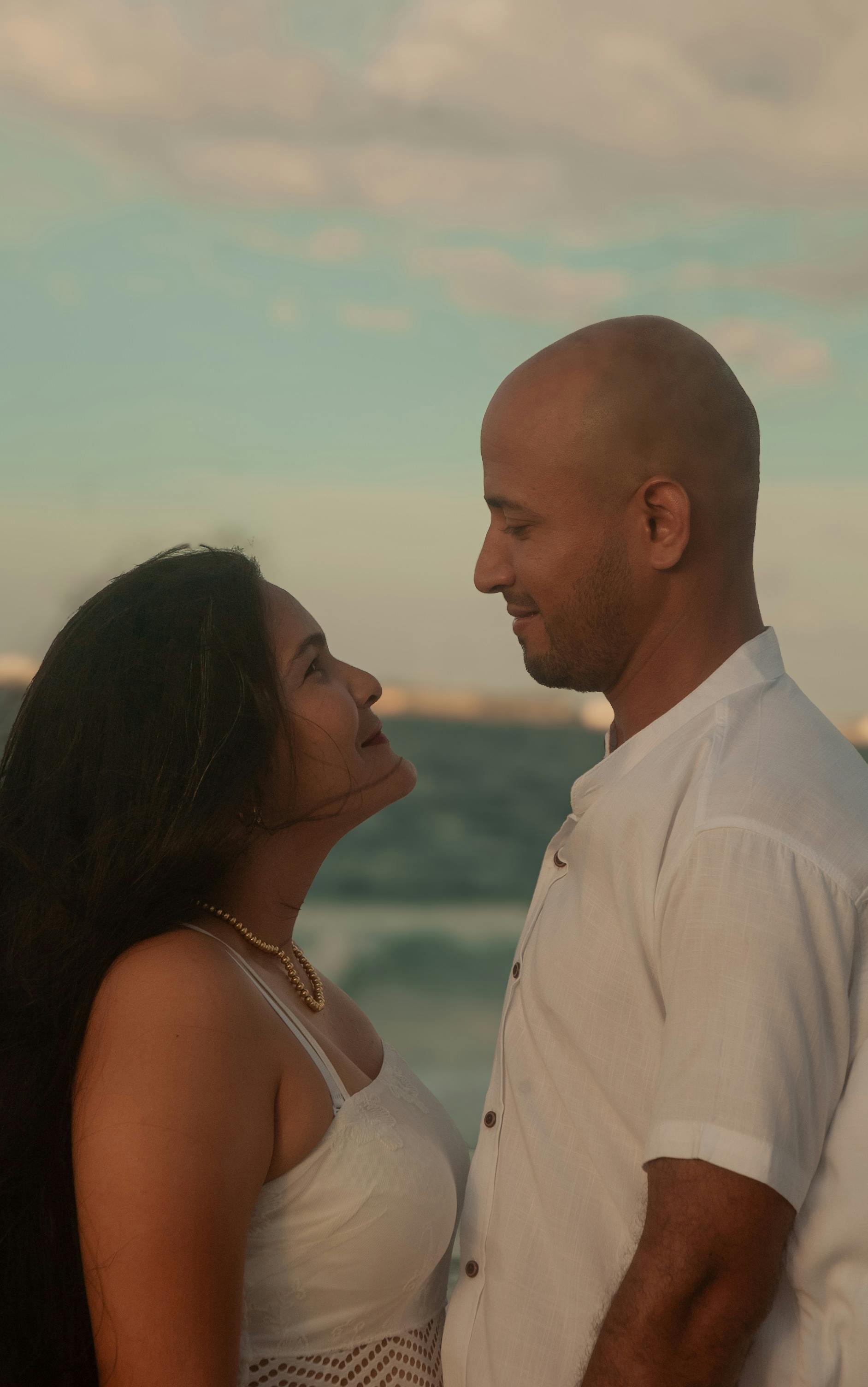 Un couple heureux | Source : Pexels