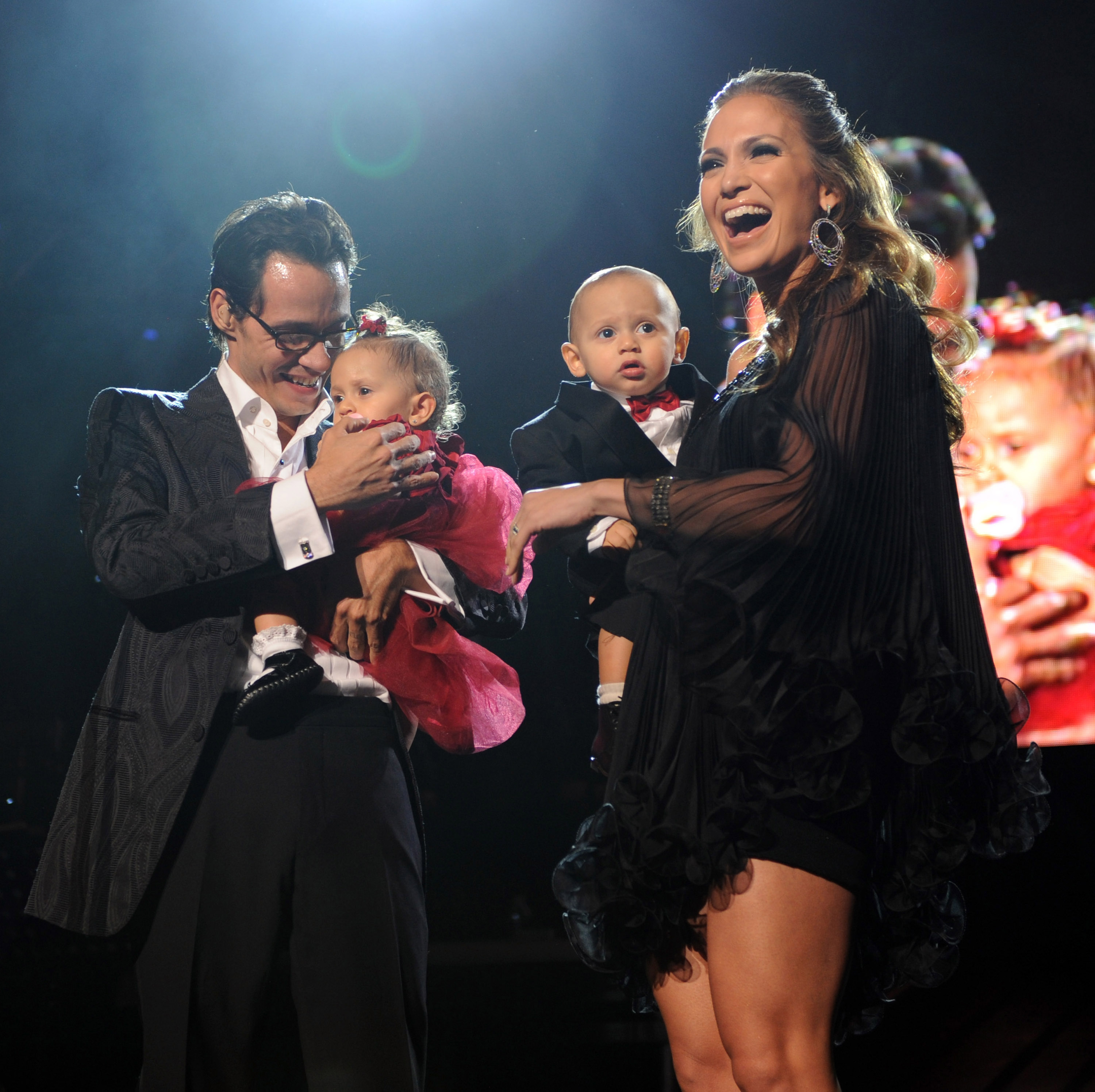 Marc Anthony et Jennifer Lopez avec leurs enfants Max et Emme à New York en 2009 | Source : Getty Images