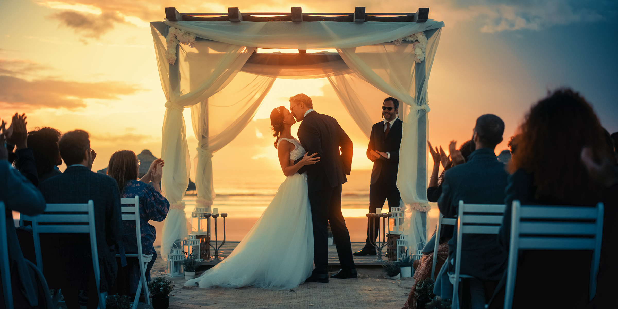 Un mariage au bord de la plage | Source : Shutterstock