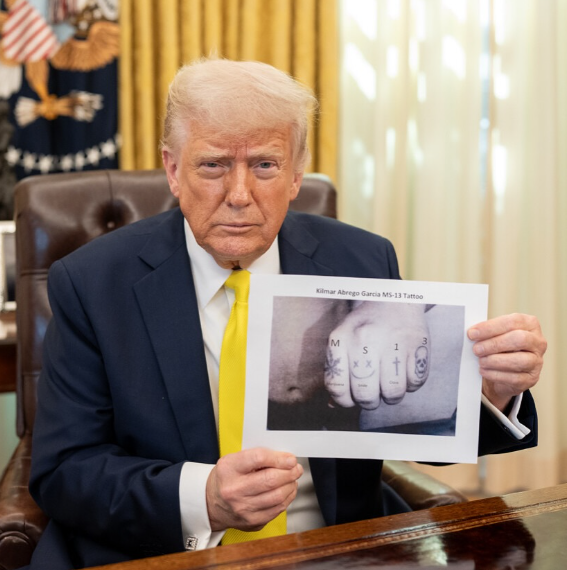 Donald Trump photographié à la Maison Blanche, en date d'avril 2025 | Source : Instagram/therealdonaldtrump