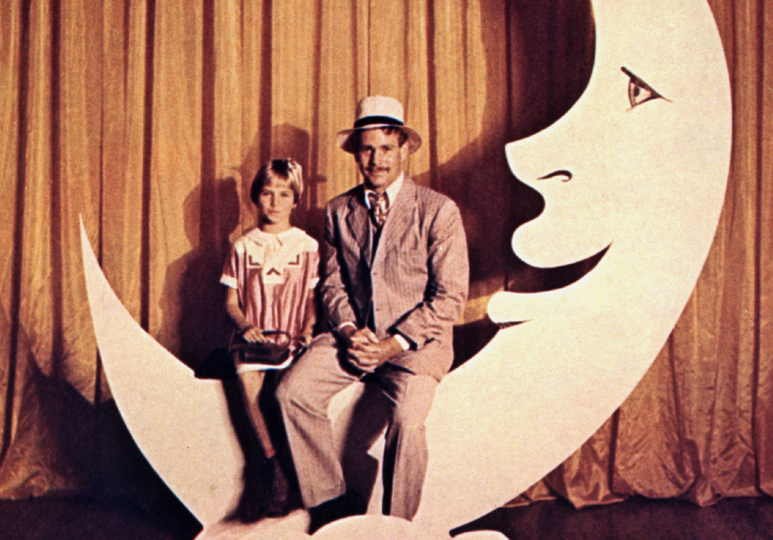 Tatum O'Neal et Ryan O'Neal dans "La Barbe à papa" vers 1973. | Source : Getty Images
